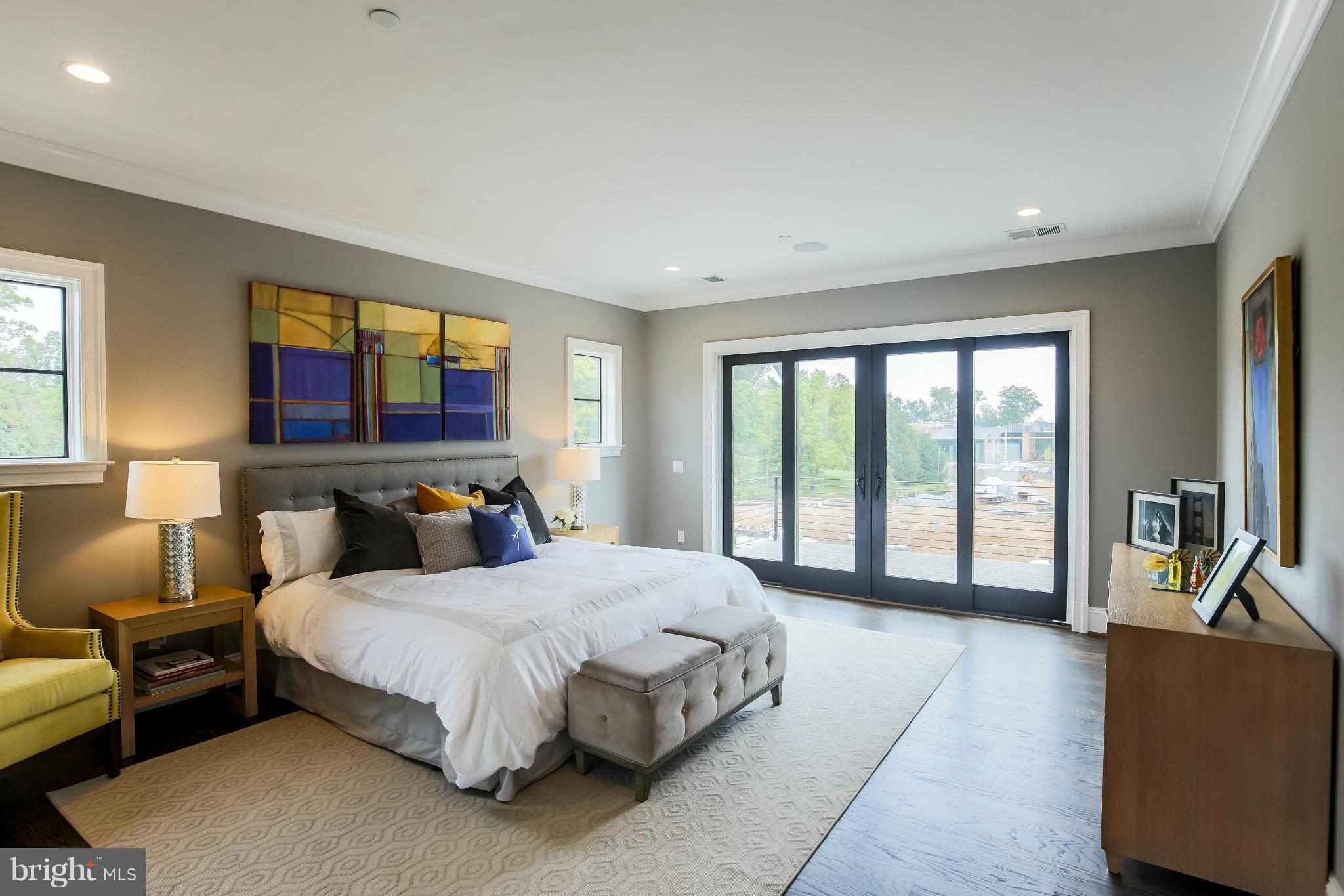 GROSVENOR HEIGHTS - Residential