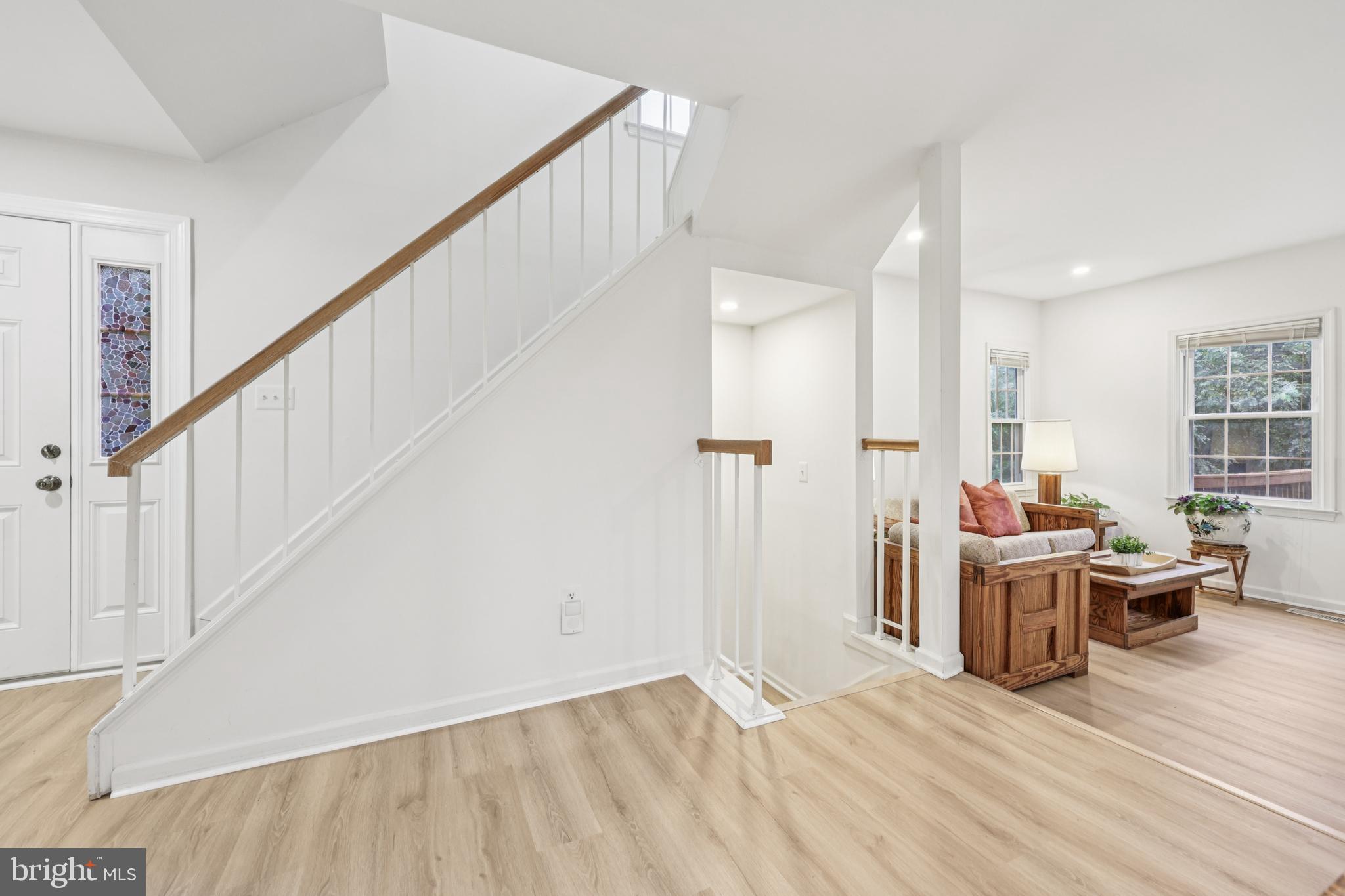 8536 SPRINGFIELD OAKS DRIVE
