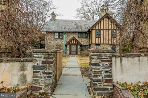 37 Cleveland Lane, Princeton, NJ MLS: NJME2055074