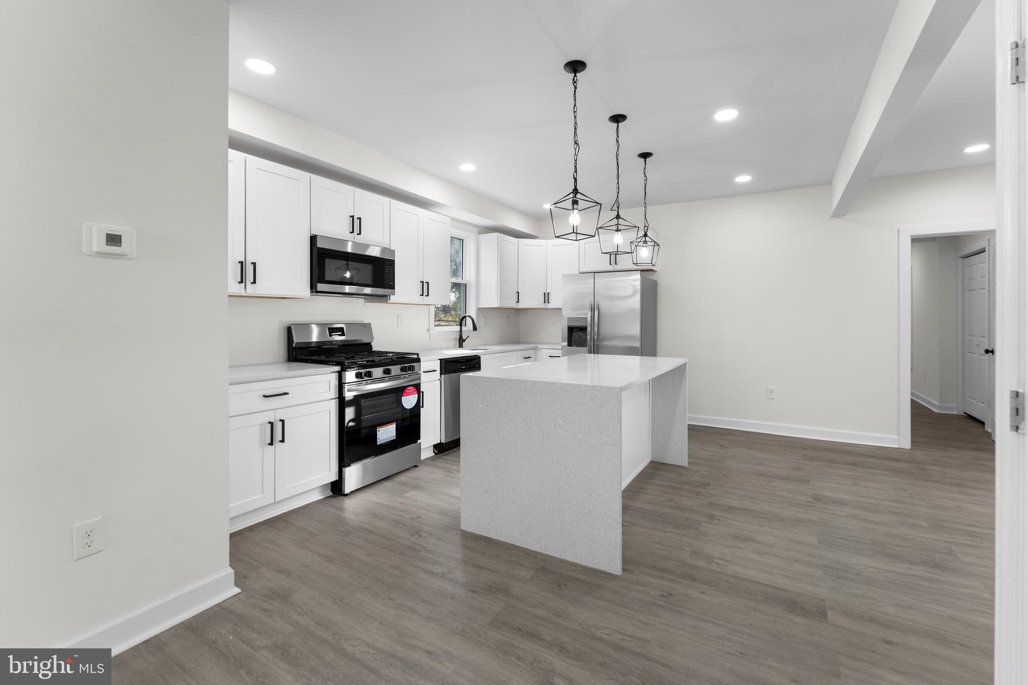 WINSTON GOVANS - Residential
