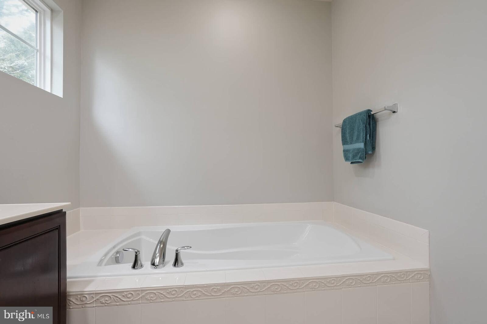 PARKSIDE ESTATES - Residential