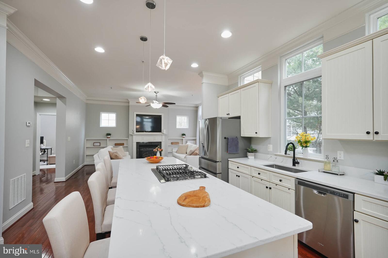 PARKSIDE ESTATES - Residential