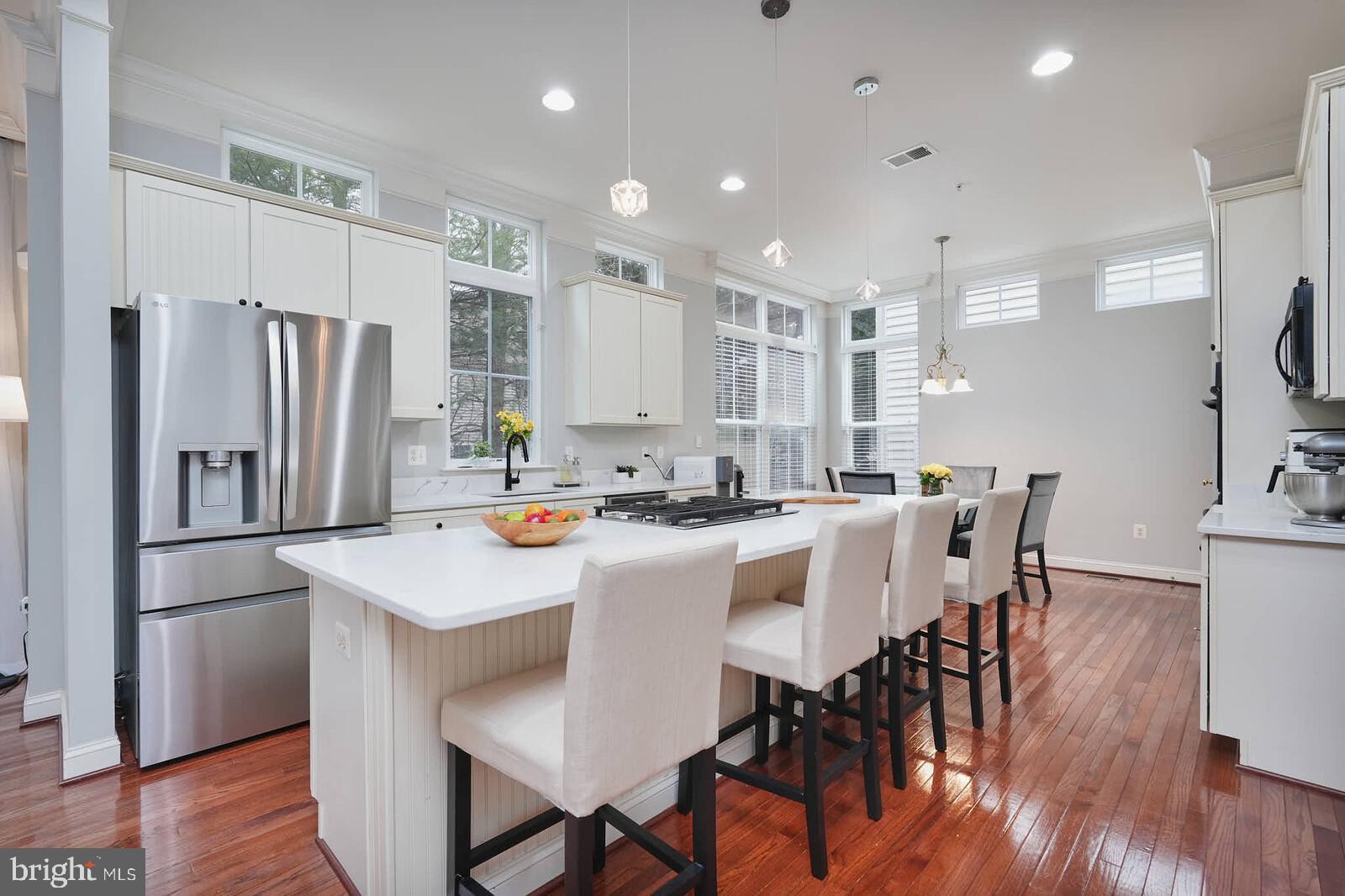 PARKSIDE ESTATES - Residential