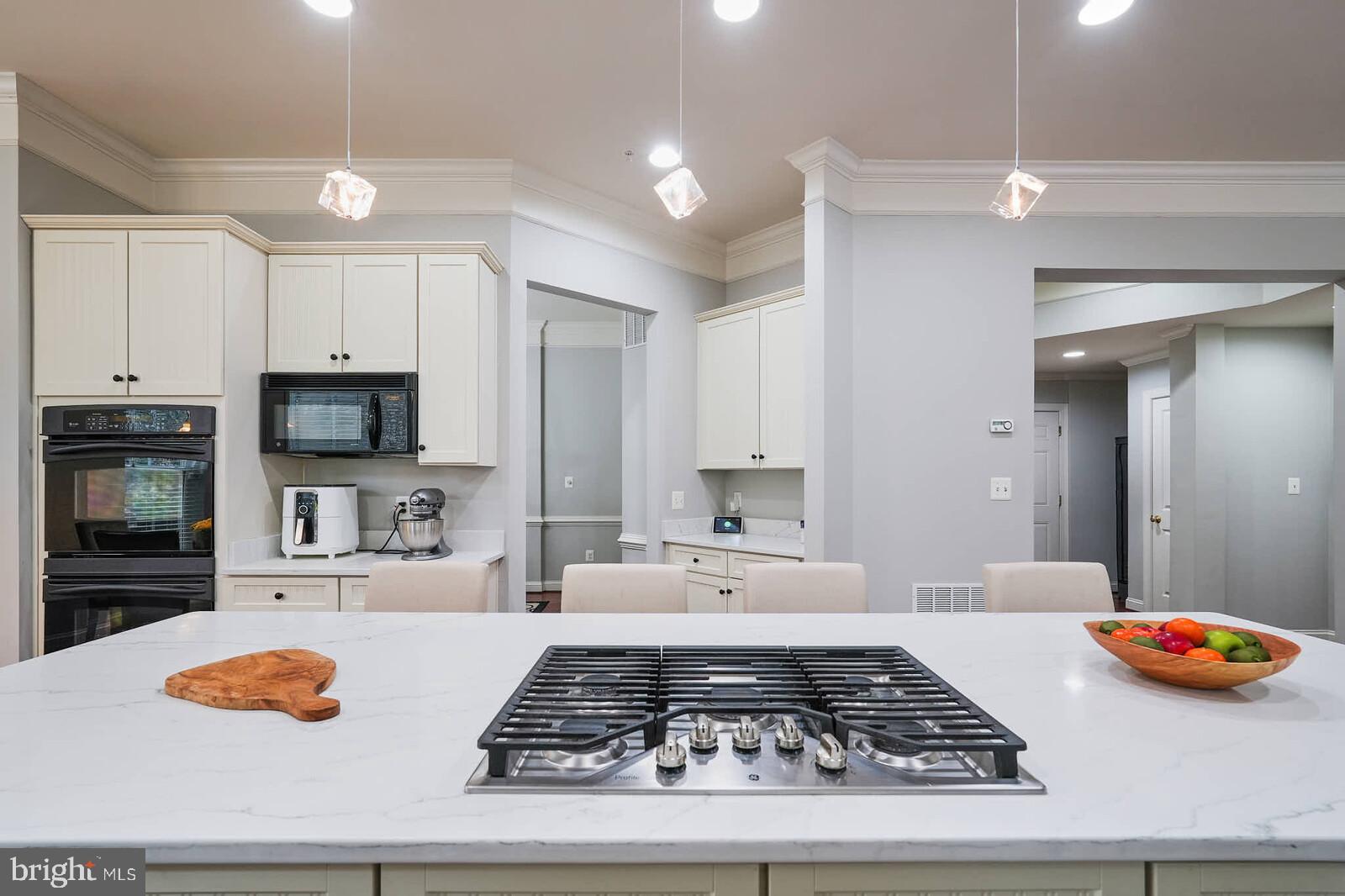 PARKSIDE ESTATES - Residential