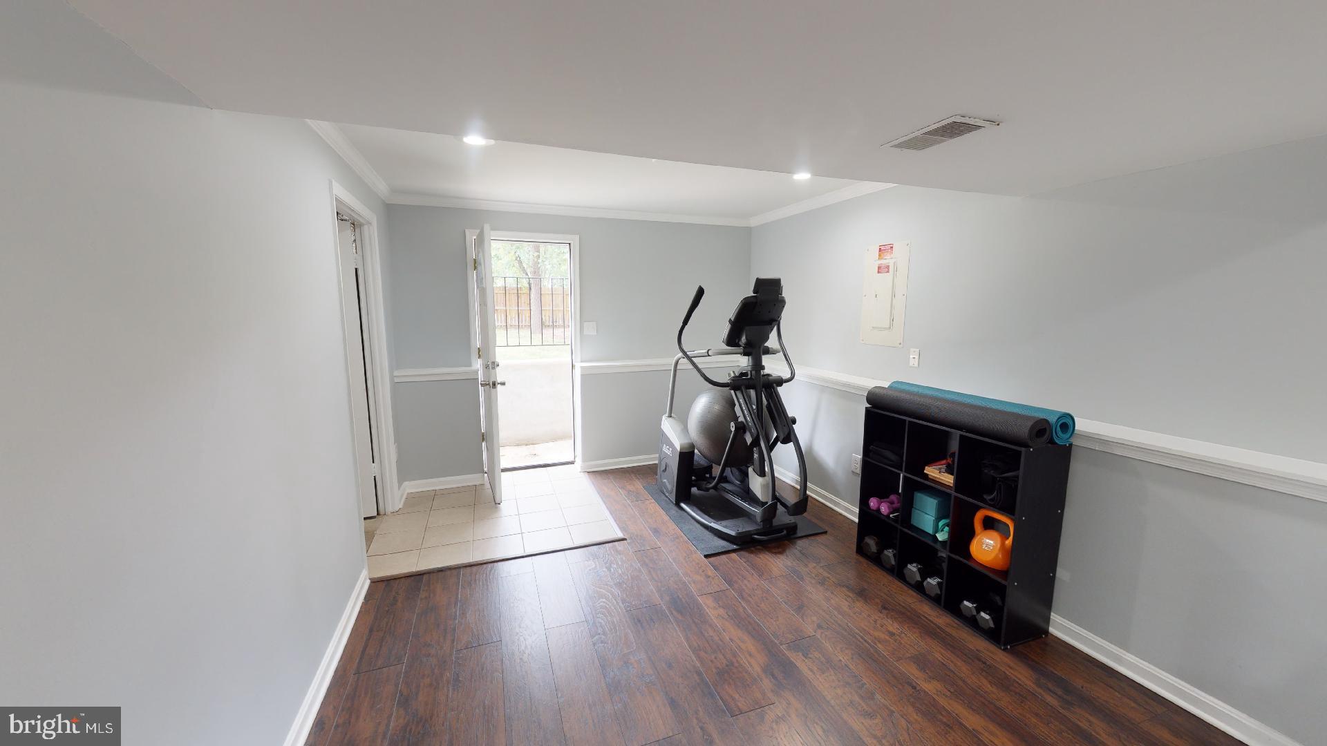 RIDGEFIELD - Residential