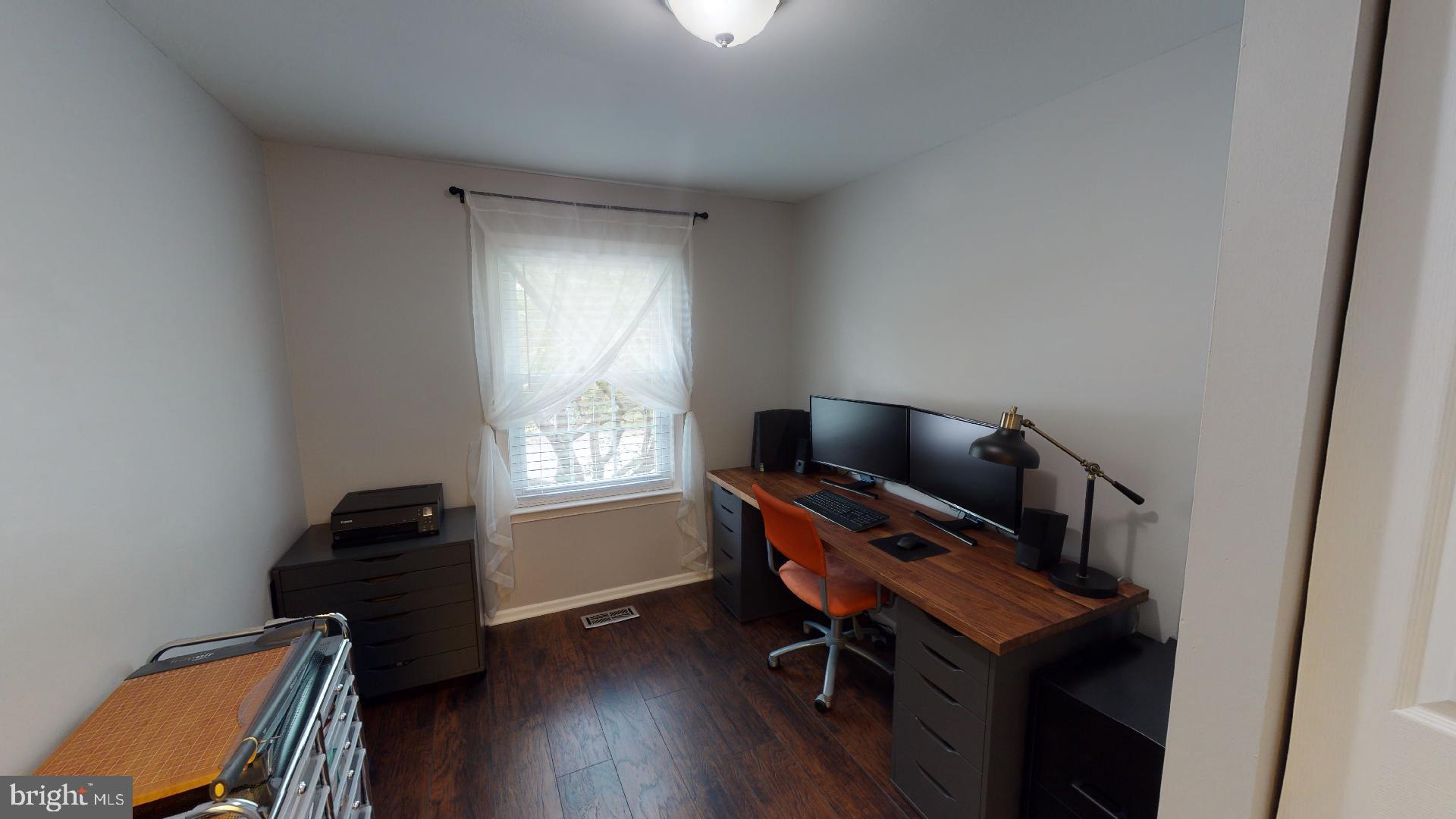 RIDGEFIELD - Residential