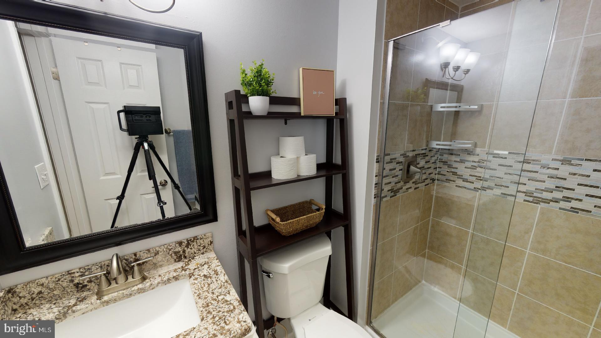 RIDGEFIELD - Residential