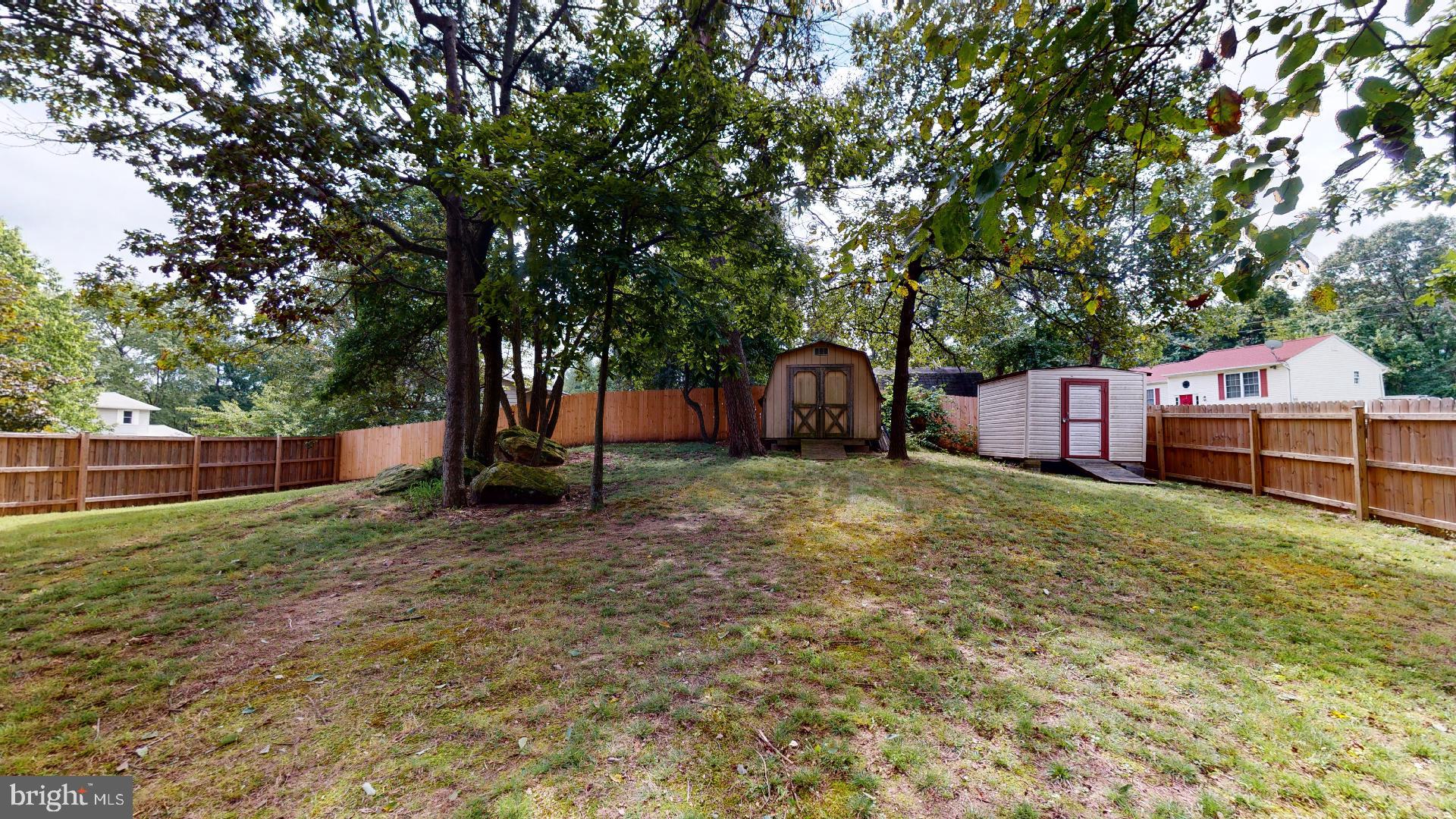 RIDGEFIELD - Residential