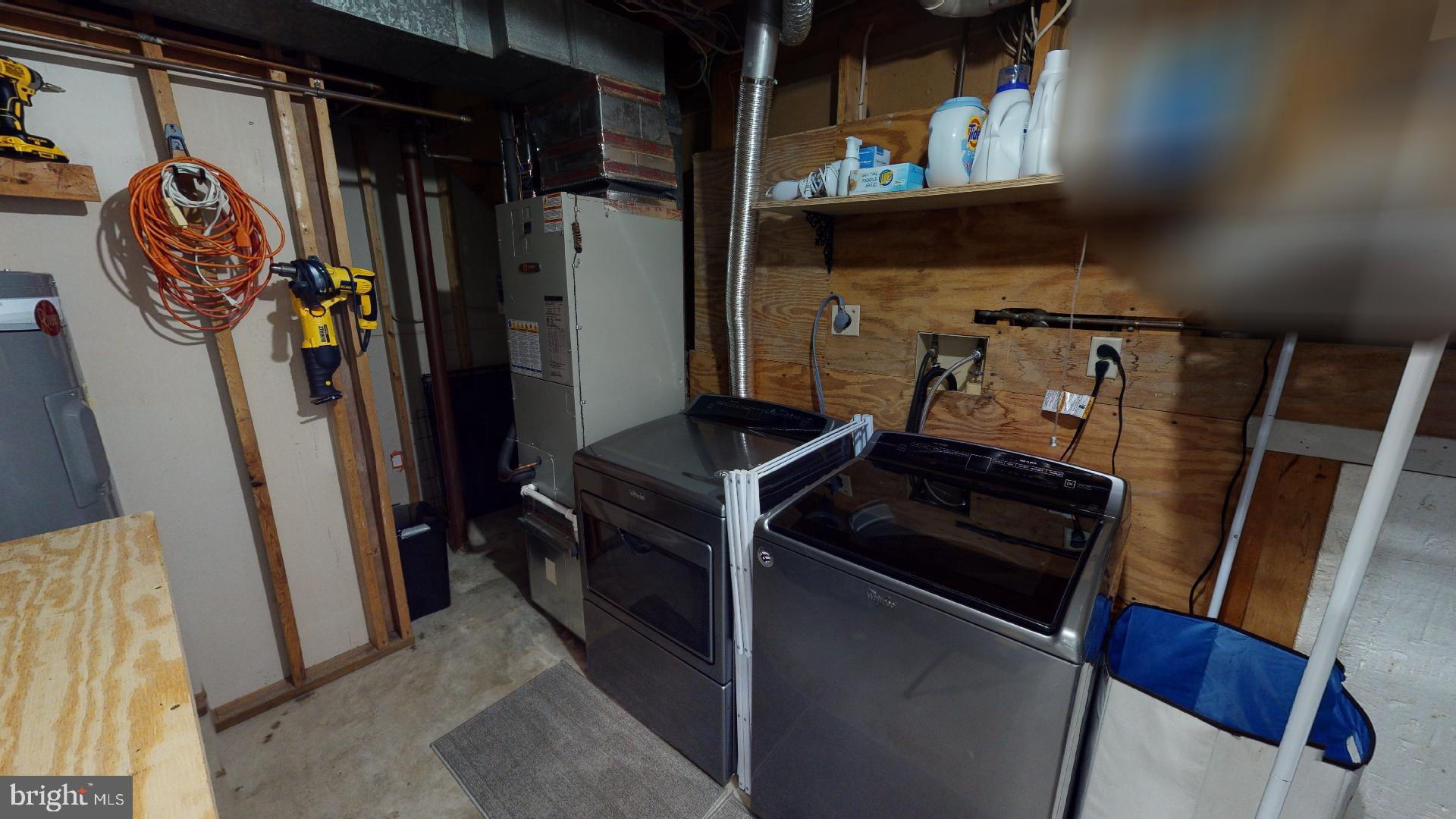 RIDGEFIELD - Residential