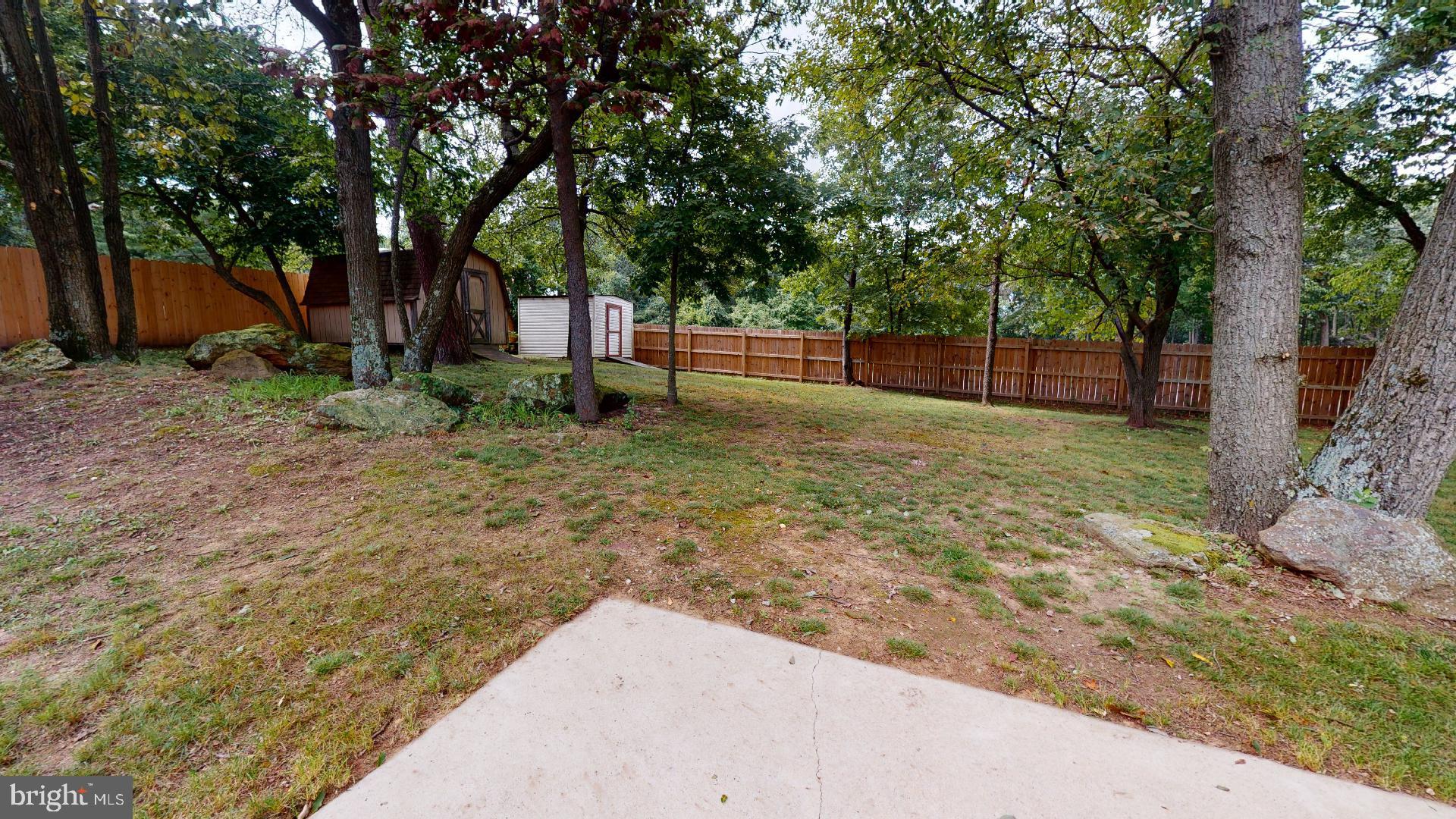 RIDGEFIELD - Residential