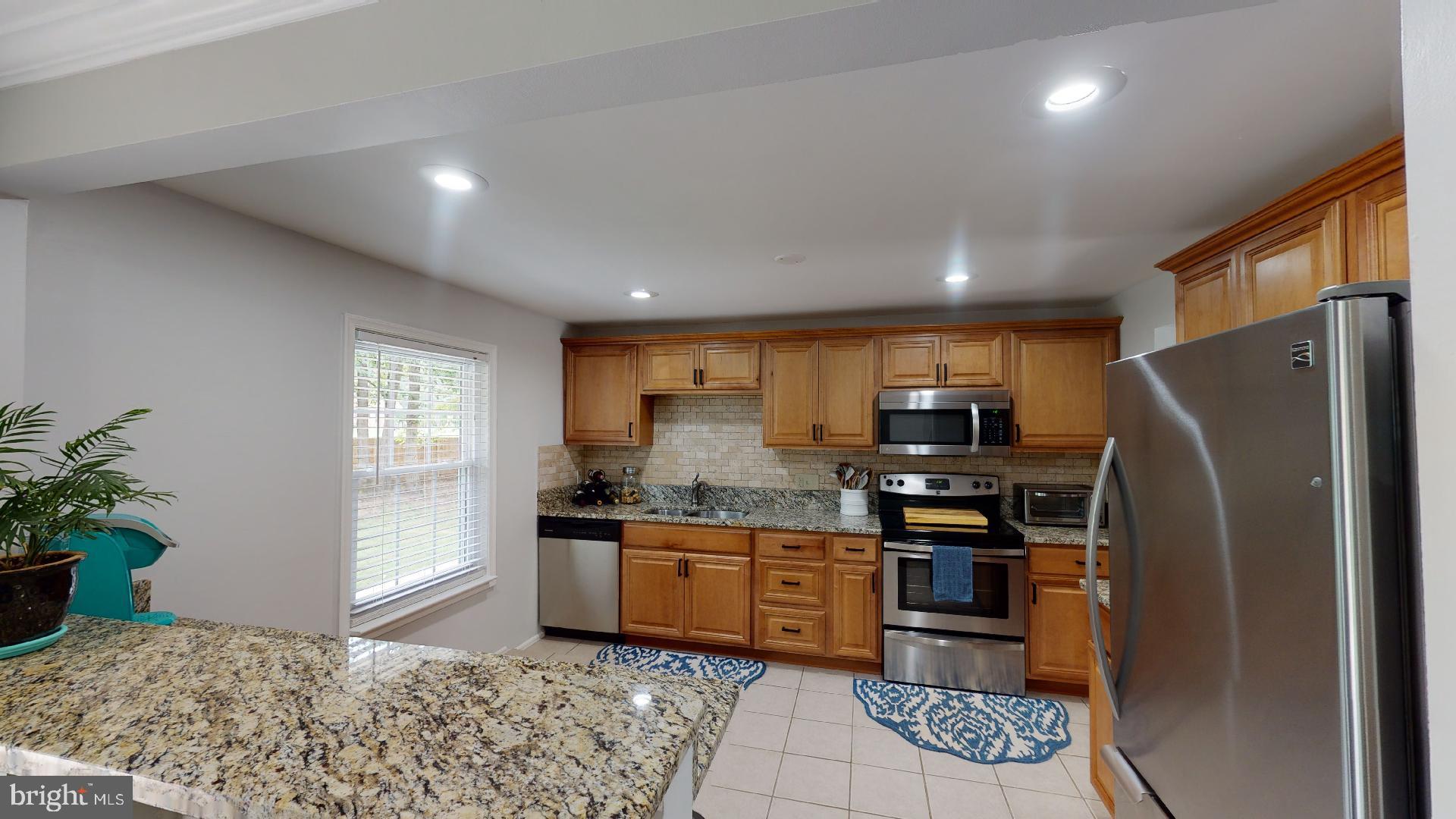 RIDGEFIELD - Residential