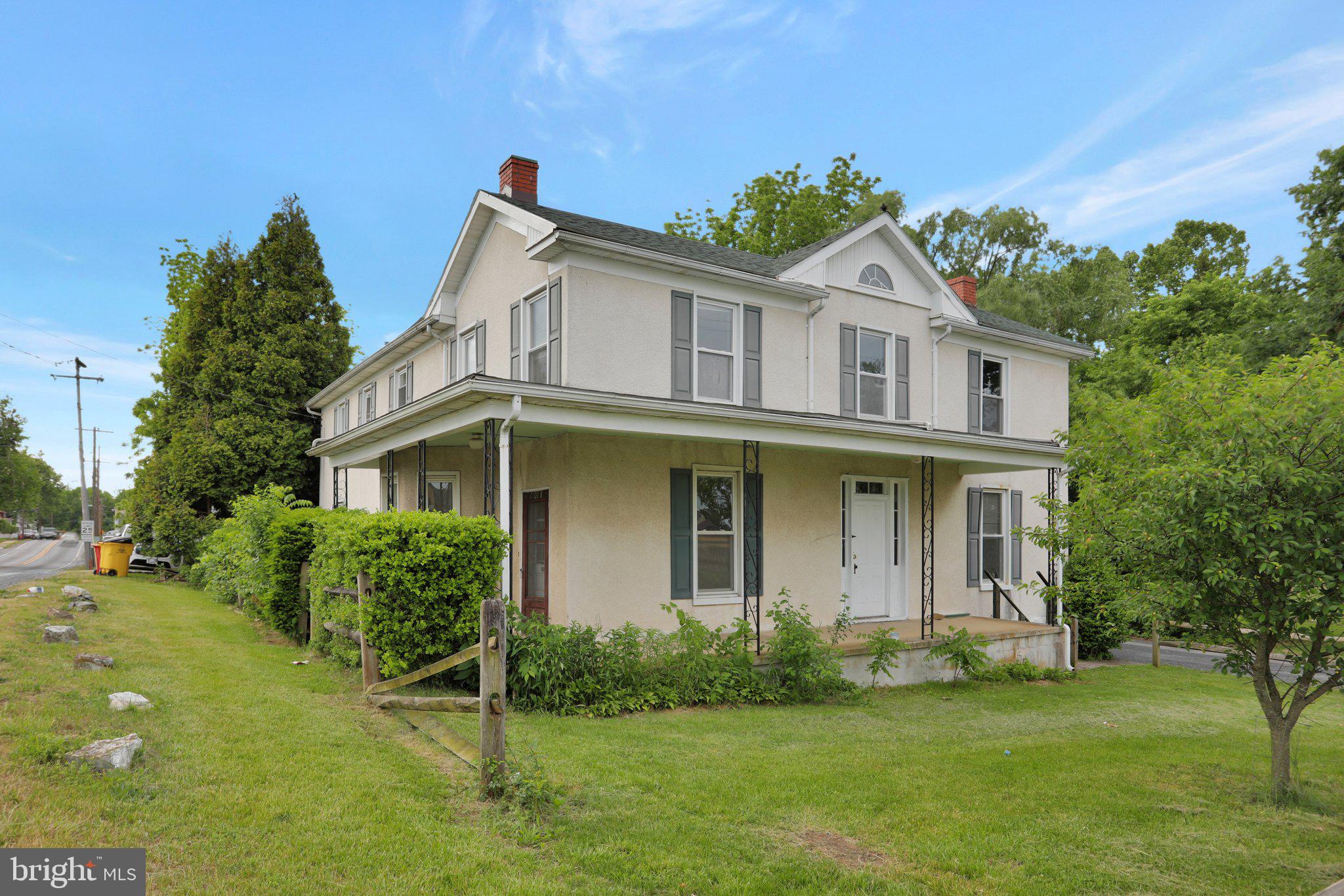 CHARLES TOWN - Residential