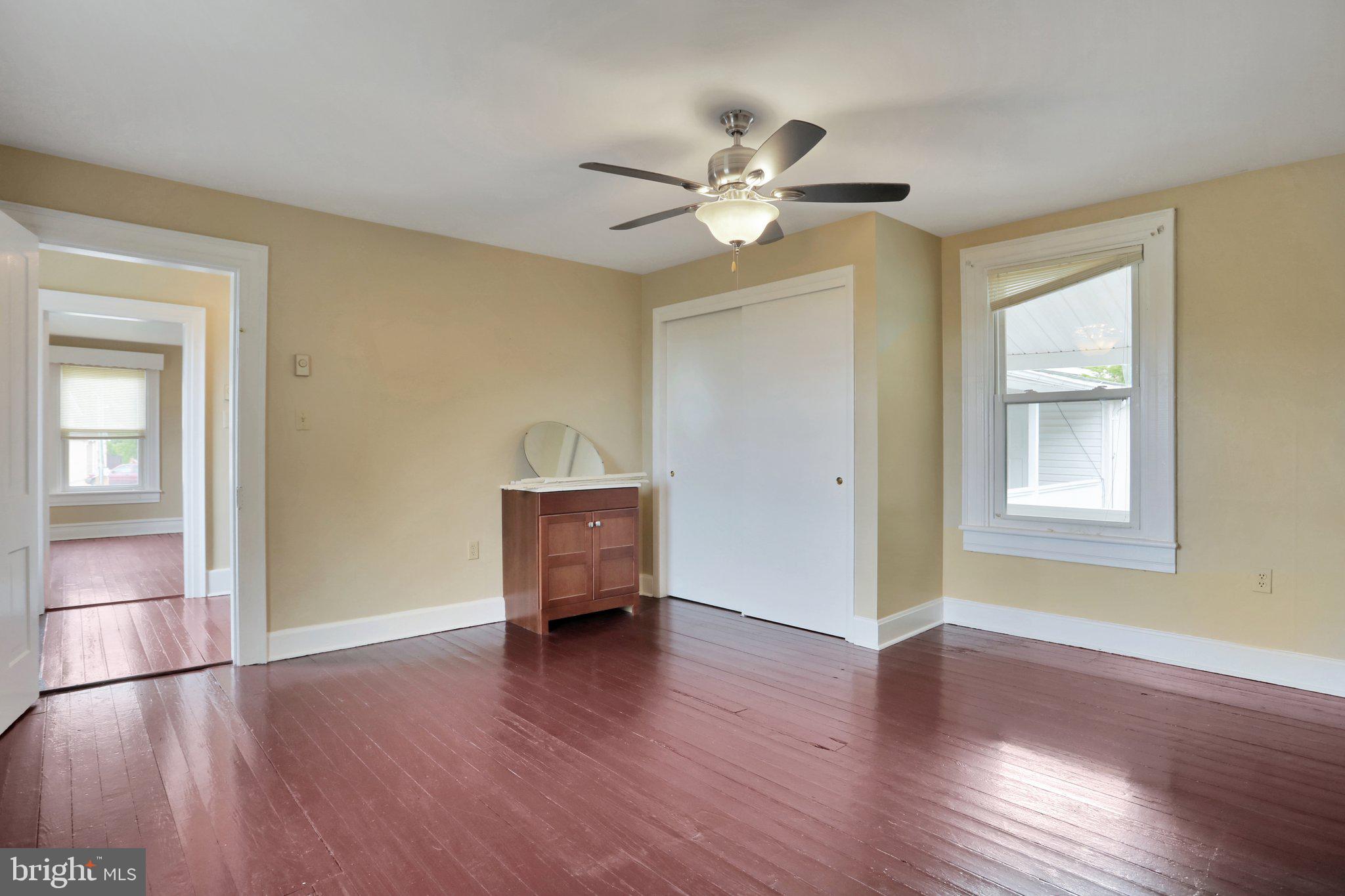 CHARLES TOWN - Residential