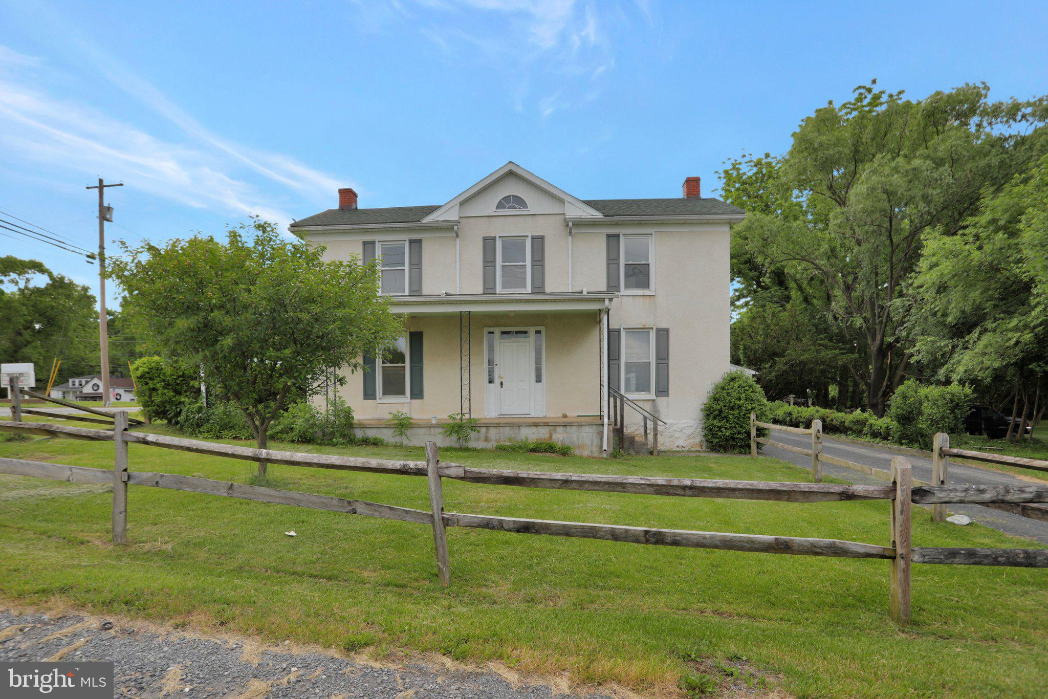 CHARLES TOWN - Residential