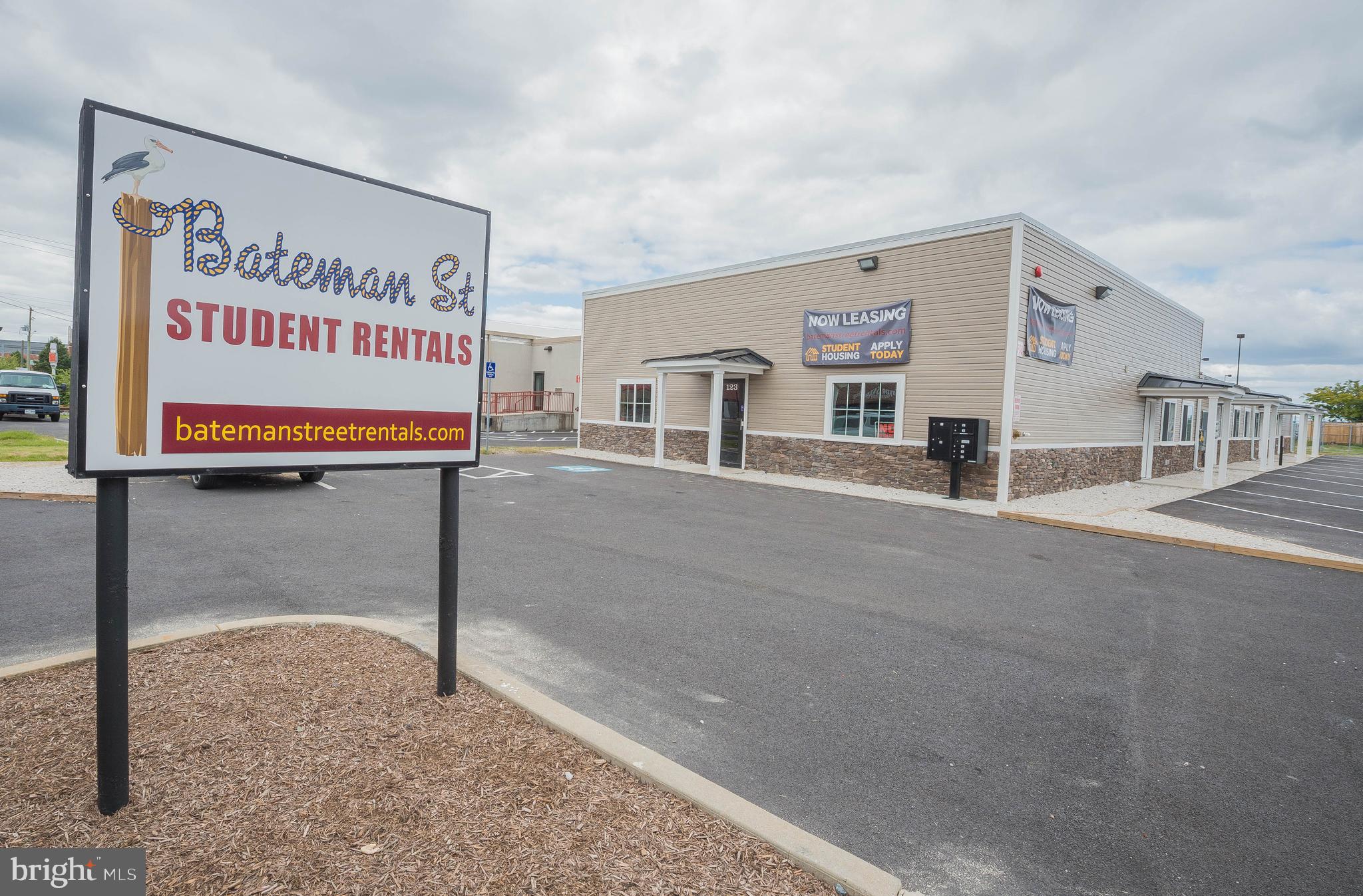 NONE AVAILABLE - Residential Lease