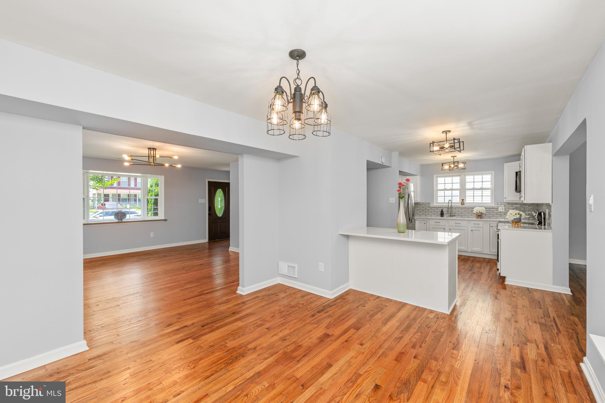 WILLOUGHBY WOODS - Residential