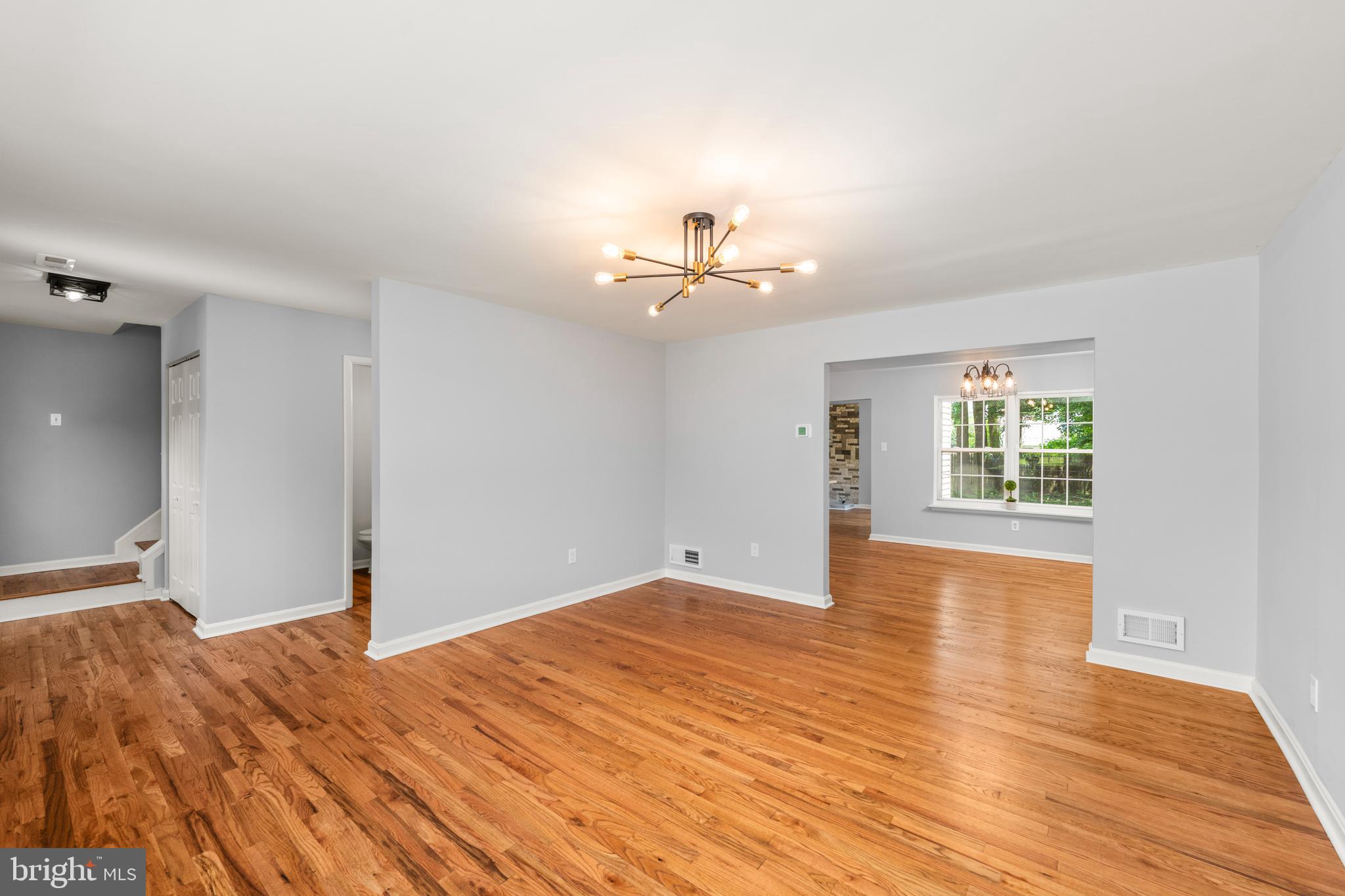 WILLOUGHBY WOODS - Residential