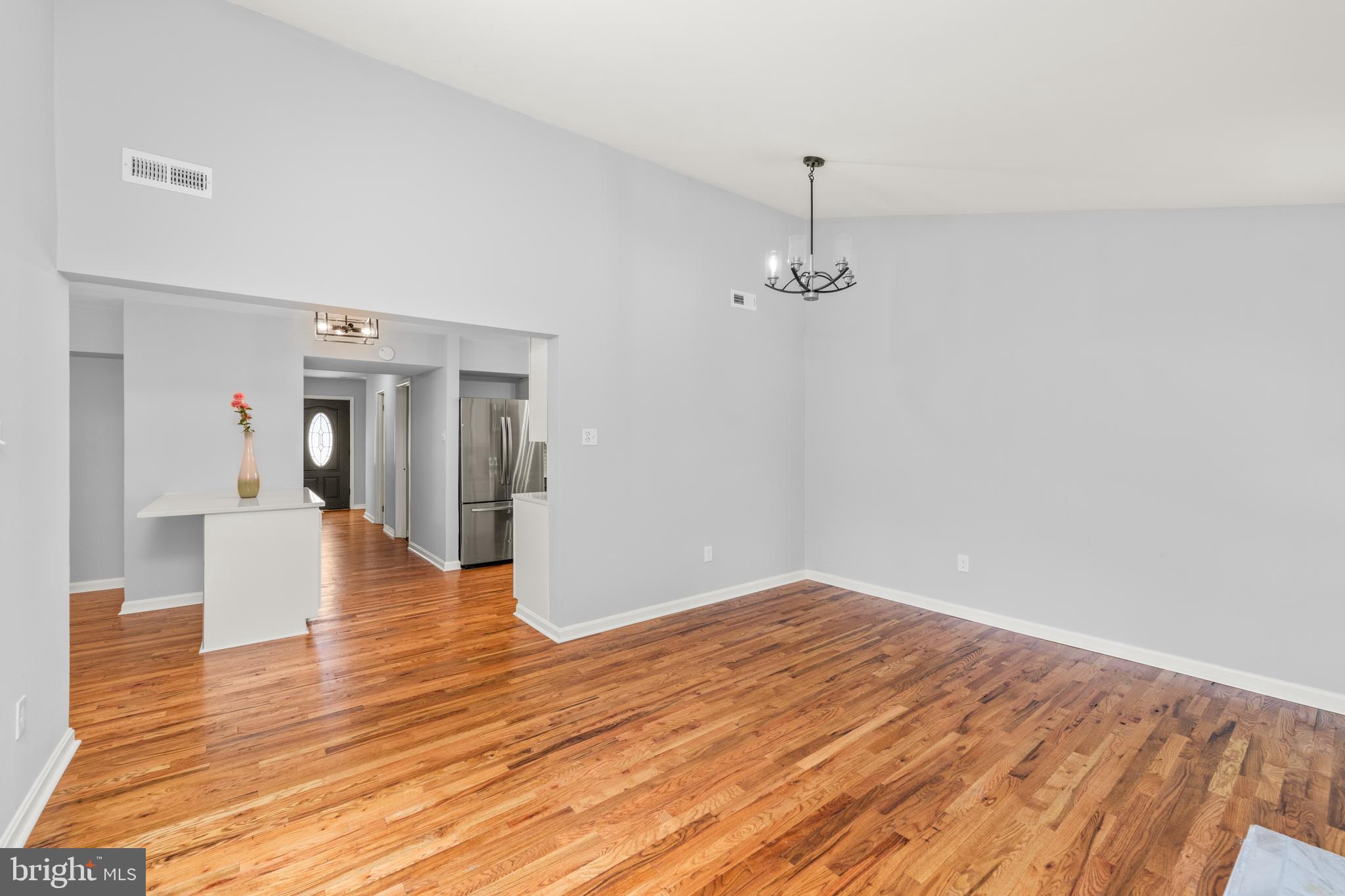 WILLOUGHBY WOODS - Residential