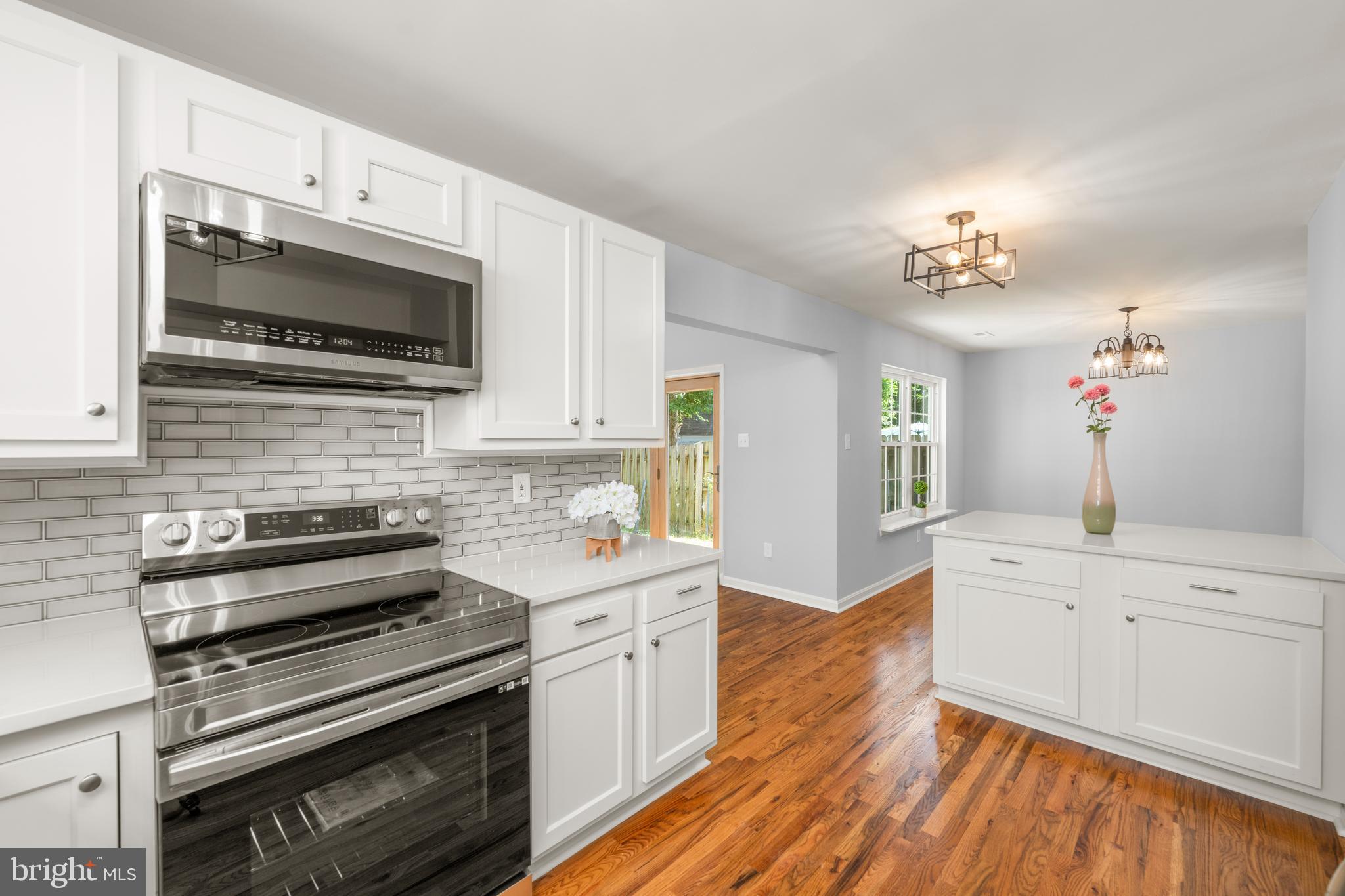 WILLOUGHBY WOODS - Residential