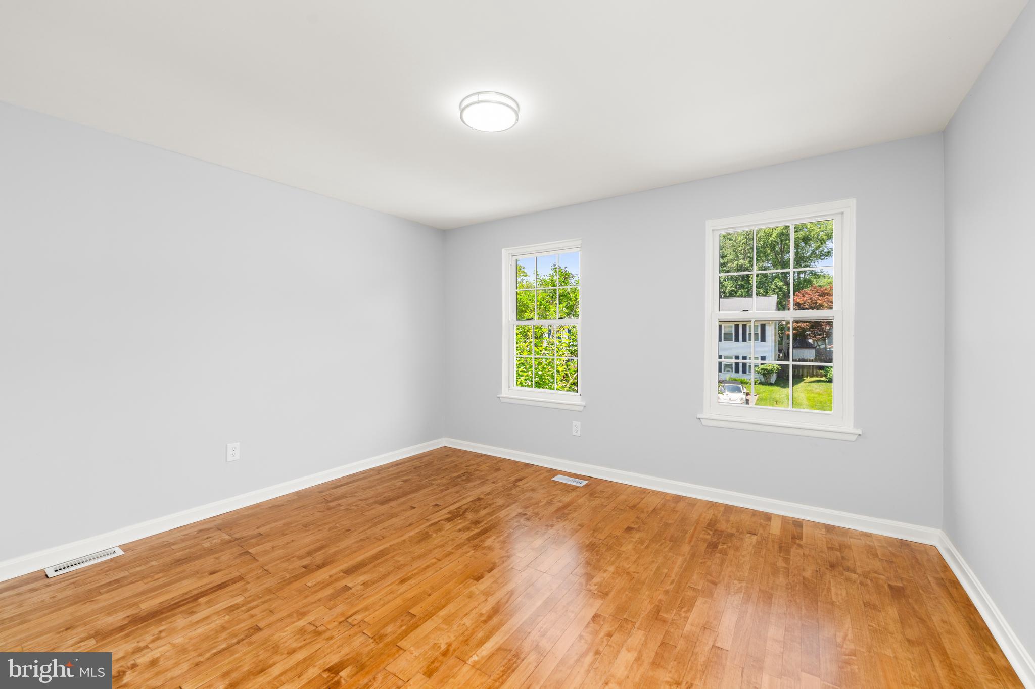 WILLOUGHBY WOODS - Residential