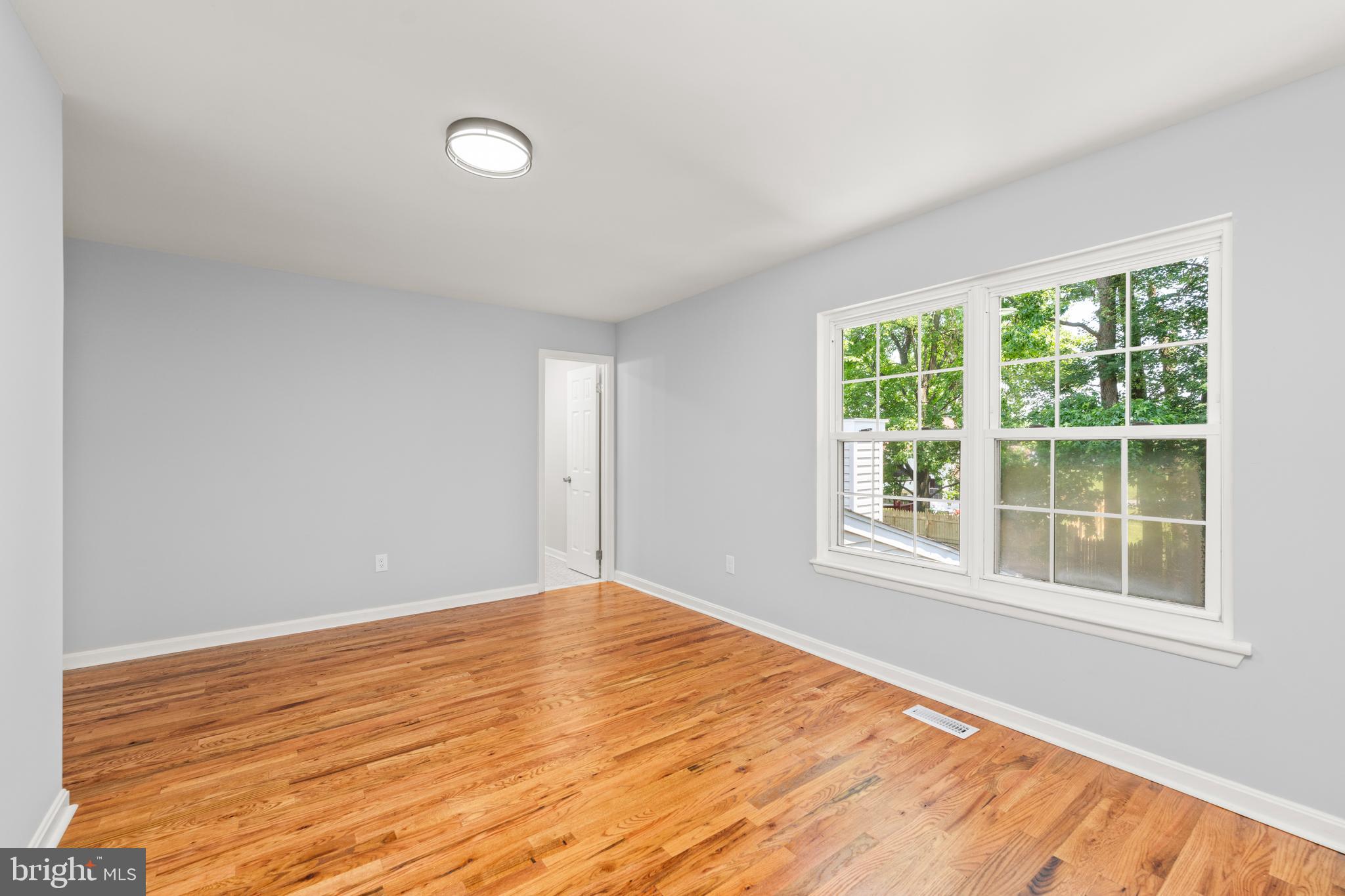 WILLOUGHBY WOODS - Residential