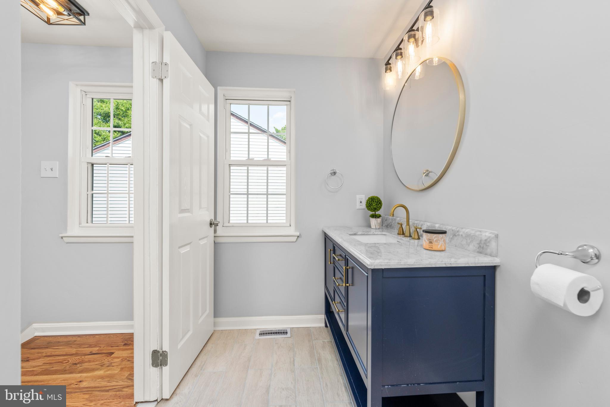 WILLOUGHBY WOODS - Residential