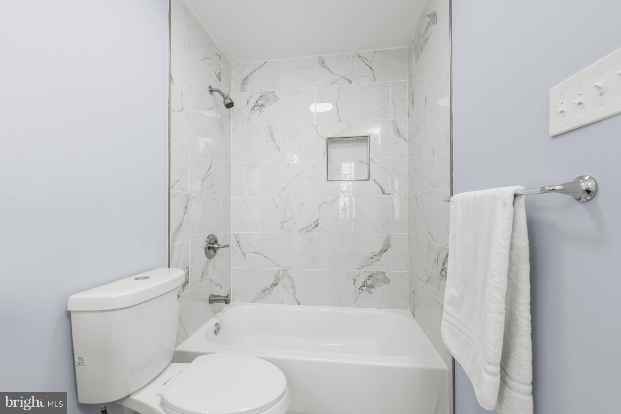 WILLOUGHBY WOODS - Residential