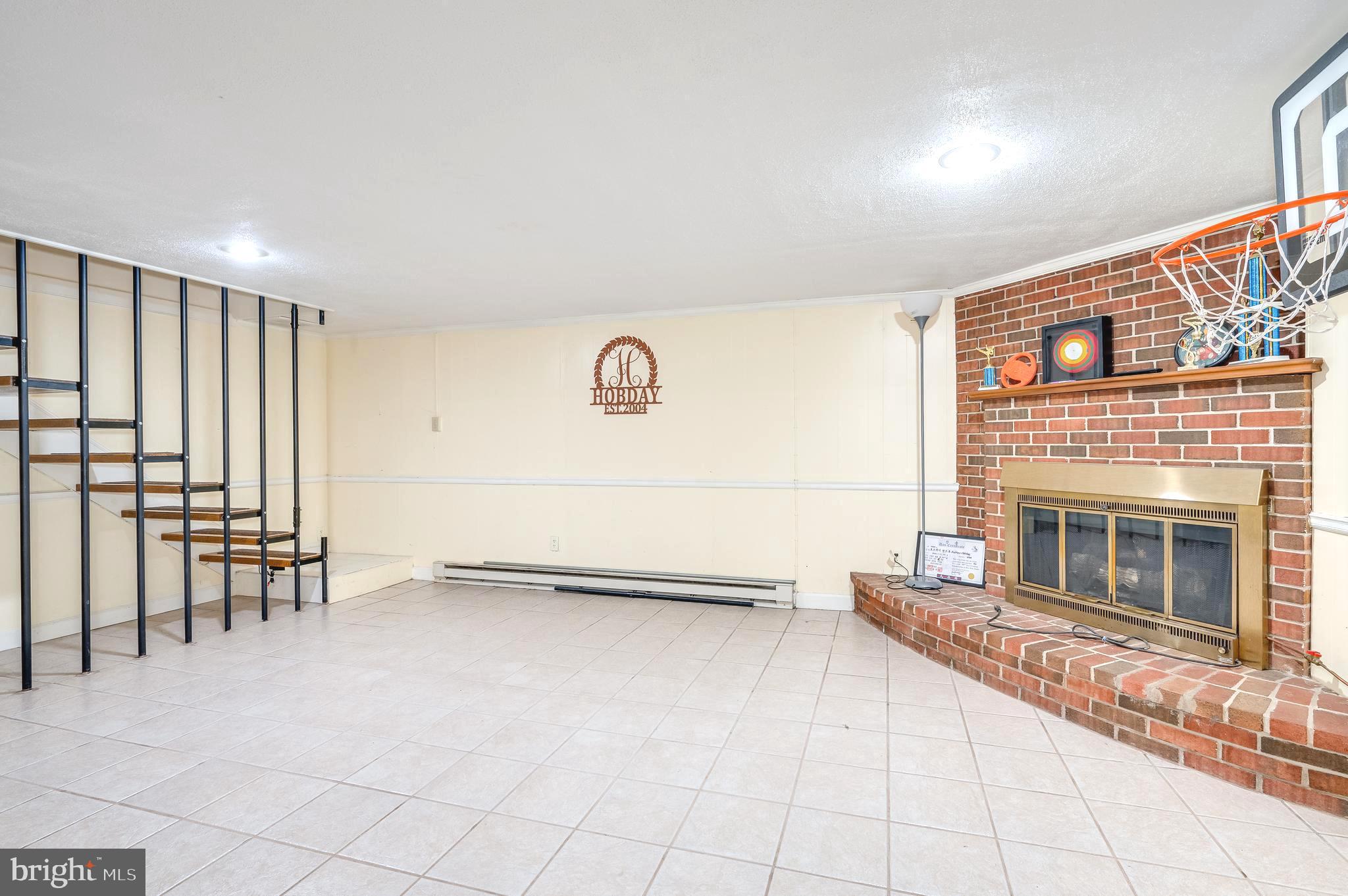 PIKESIDE - Residential