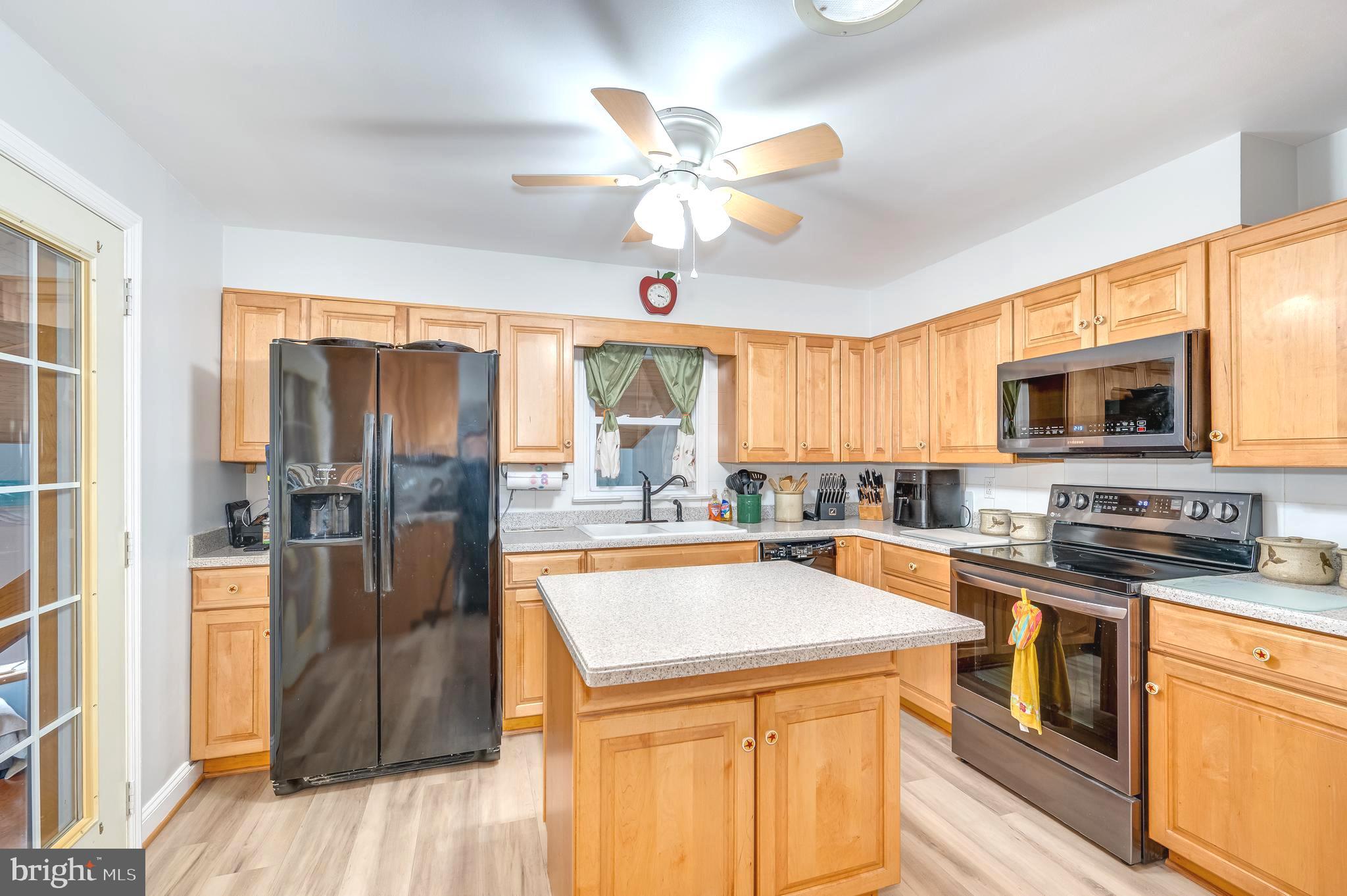 PIKESIDE - Residential