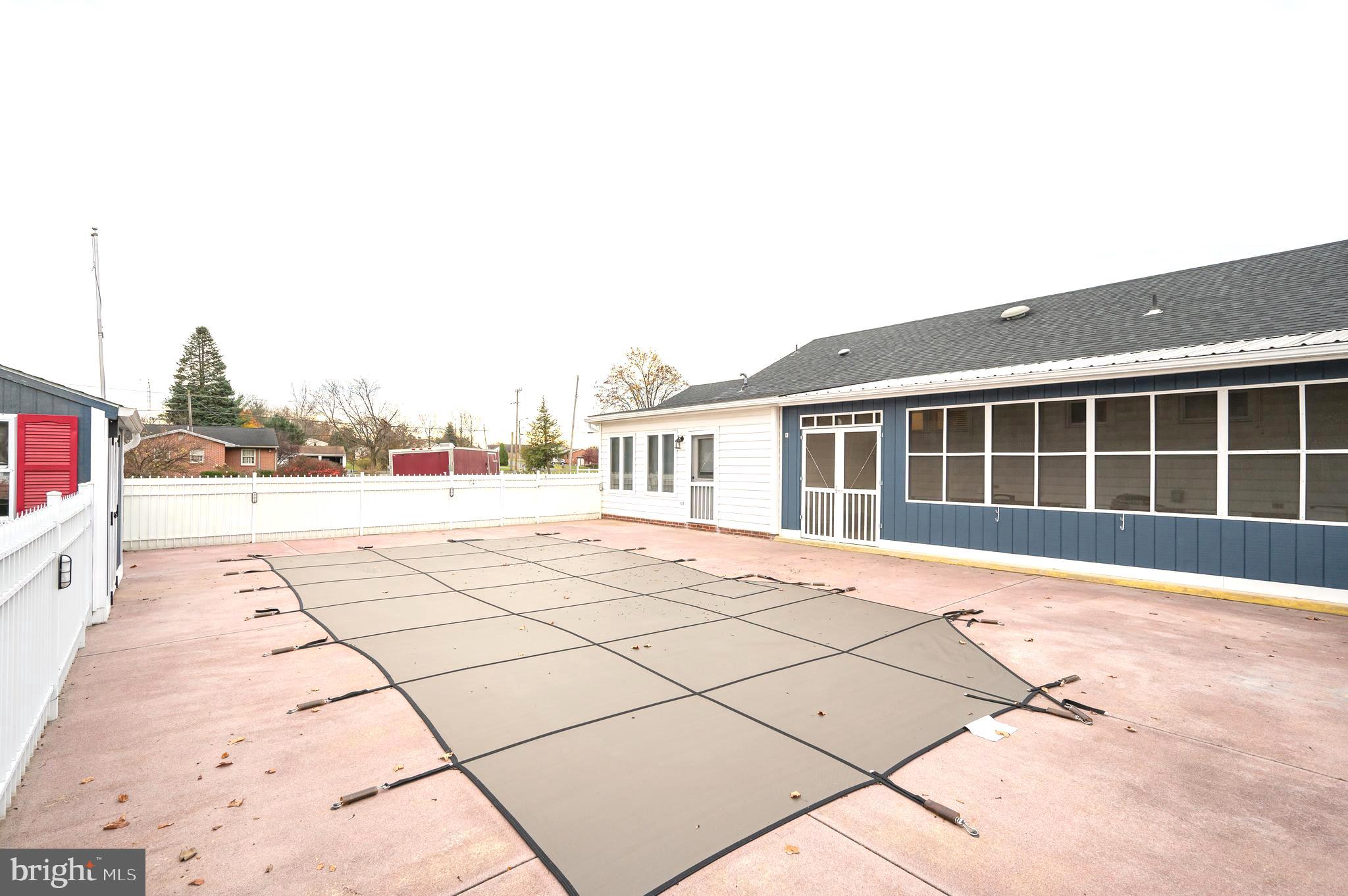 PIKESIDE - Residential