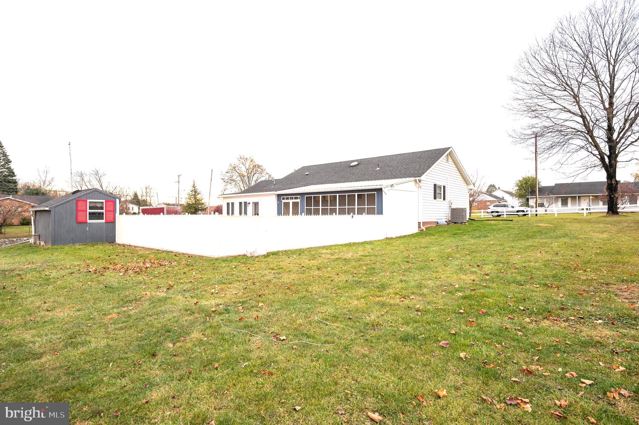 PIKESIDE - Residential