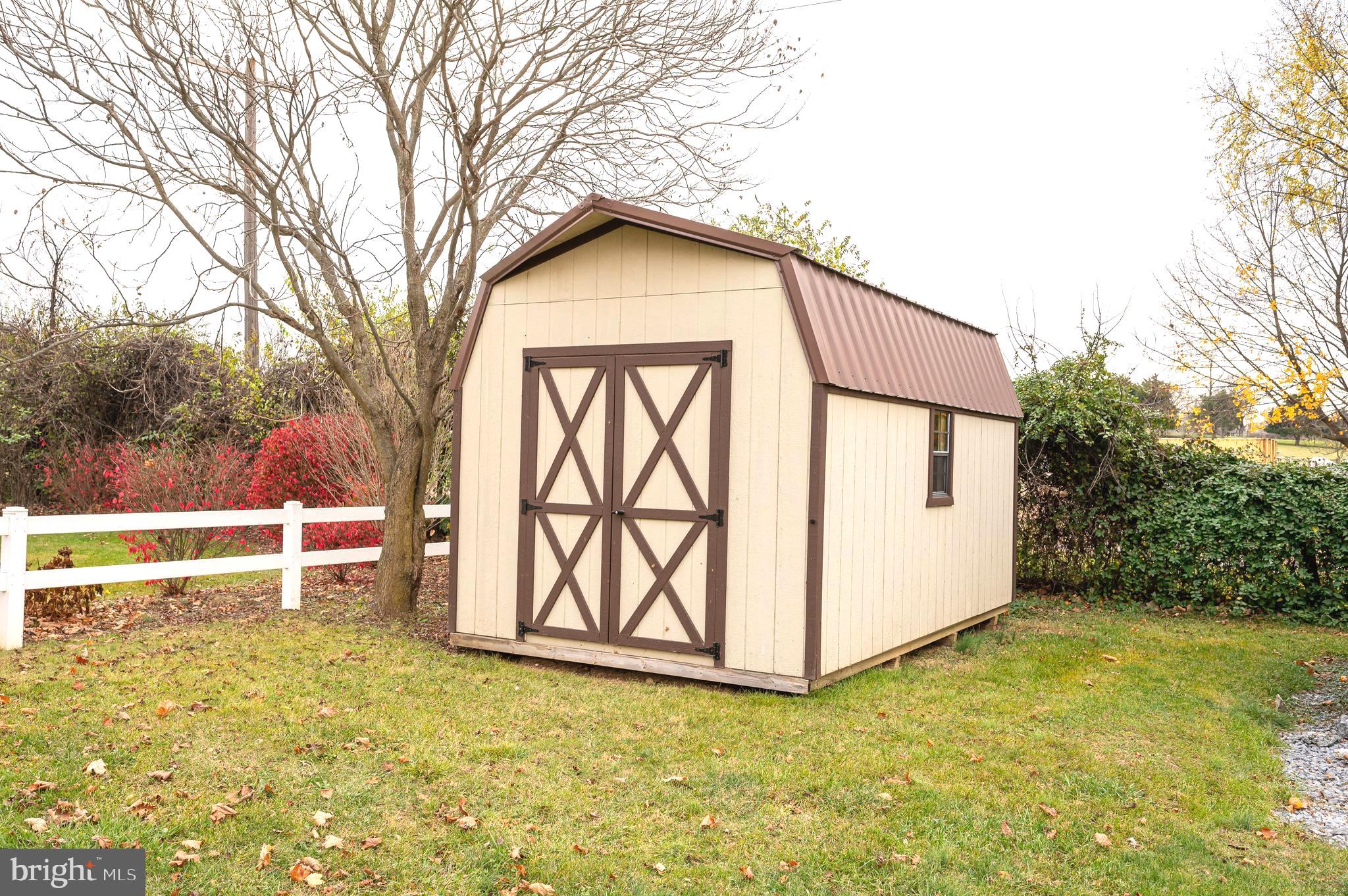 PIKESIDE - Residential