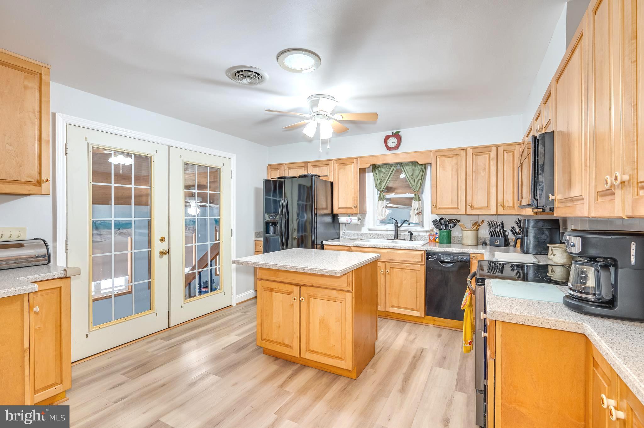 PIKESIDE - Residential