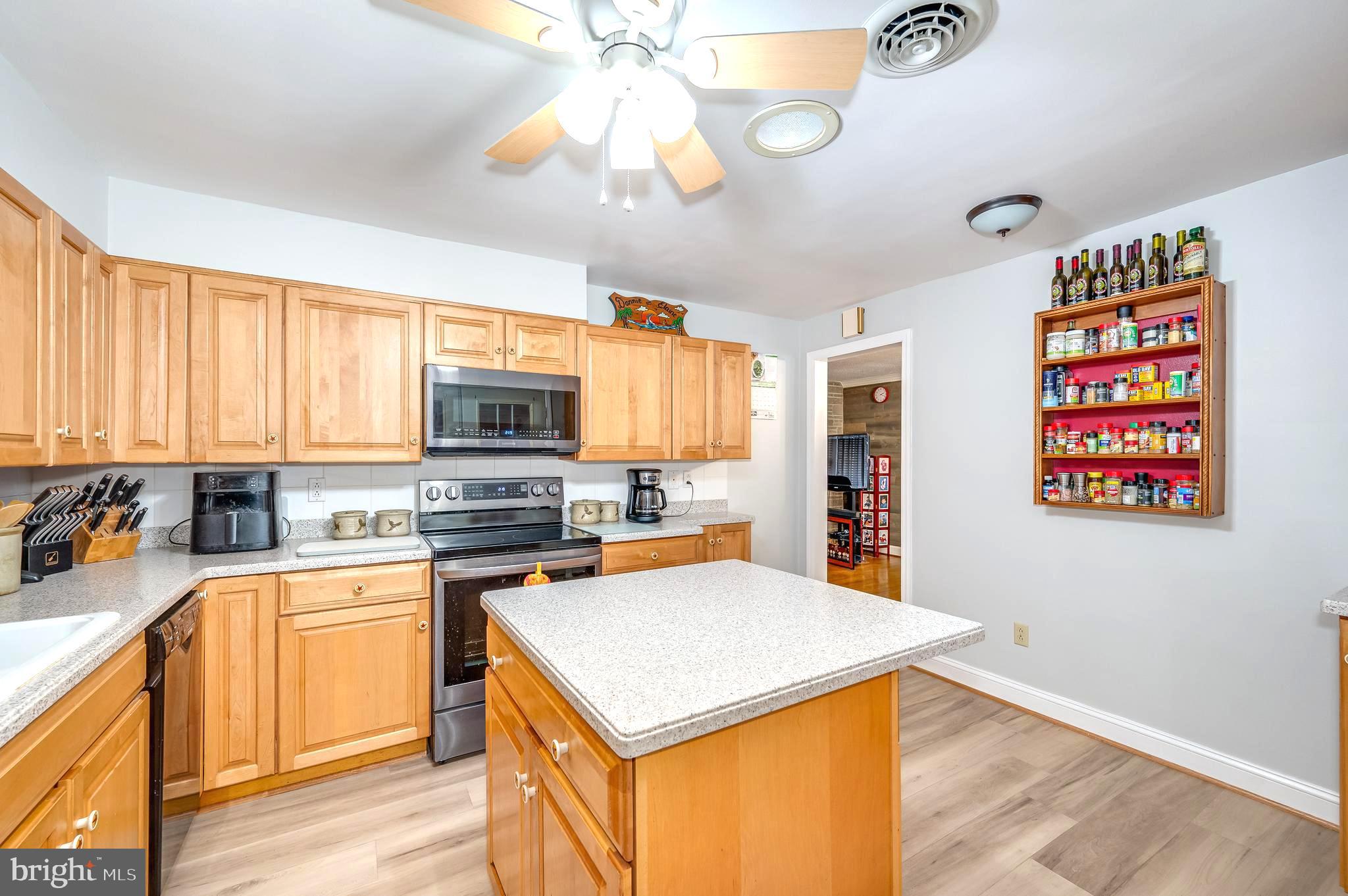 PIKESIDE - Residential