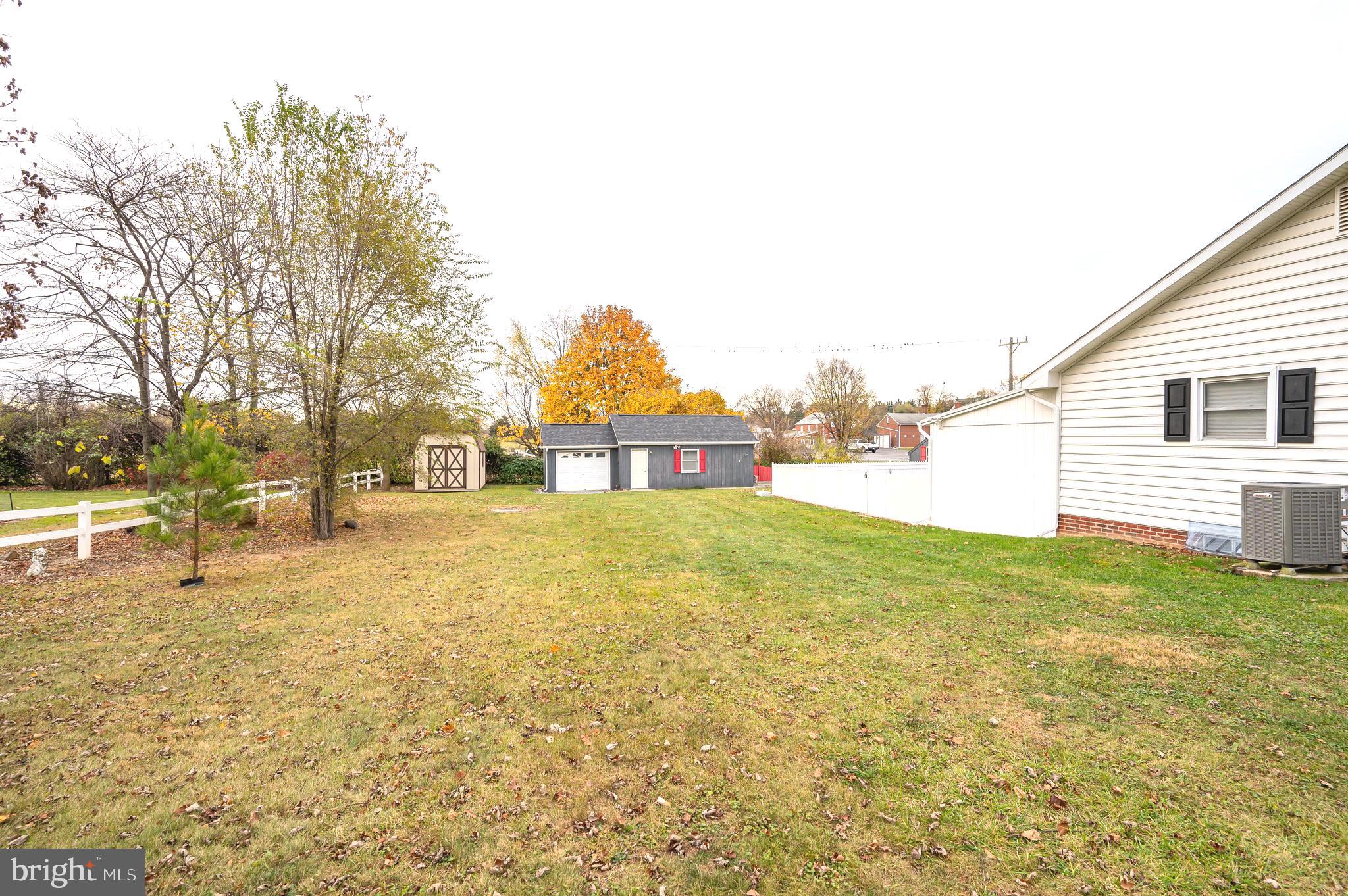 PIKESIDE - Residential