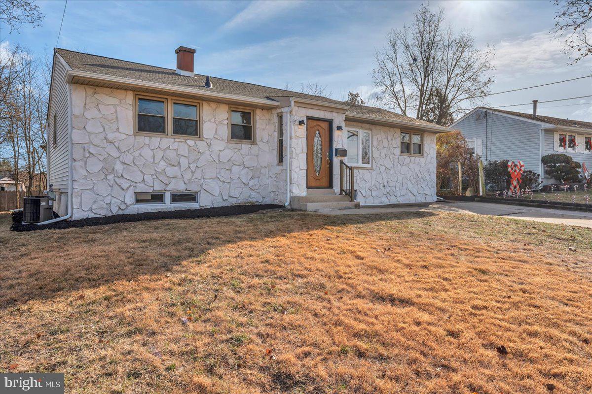 525 WESTMINSTER ROAD