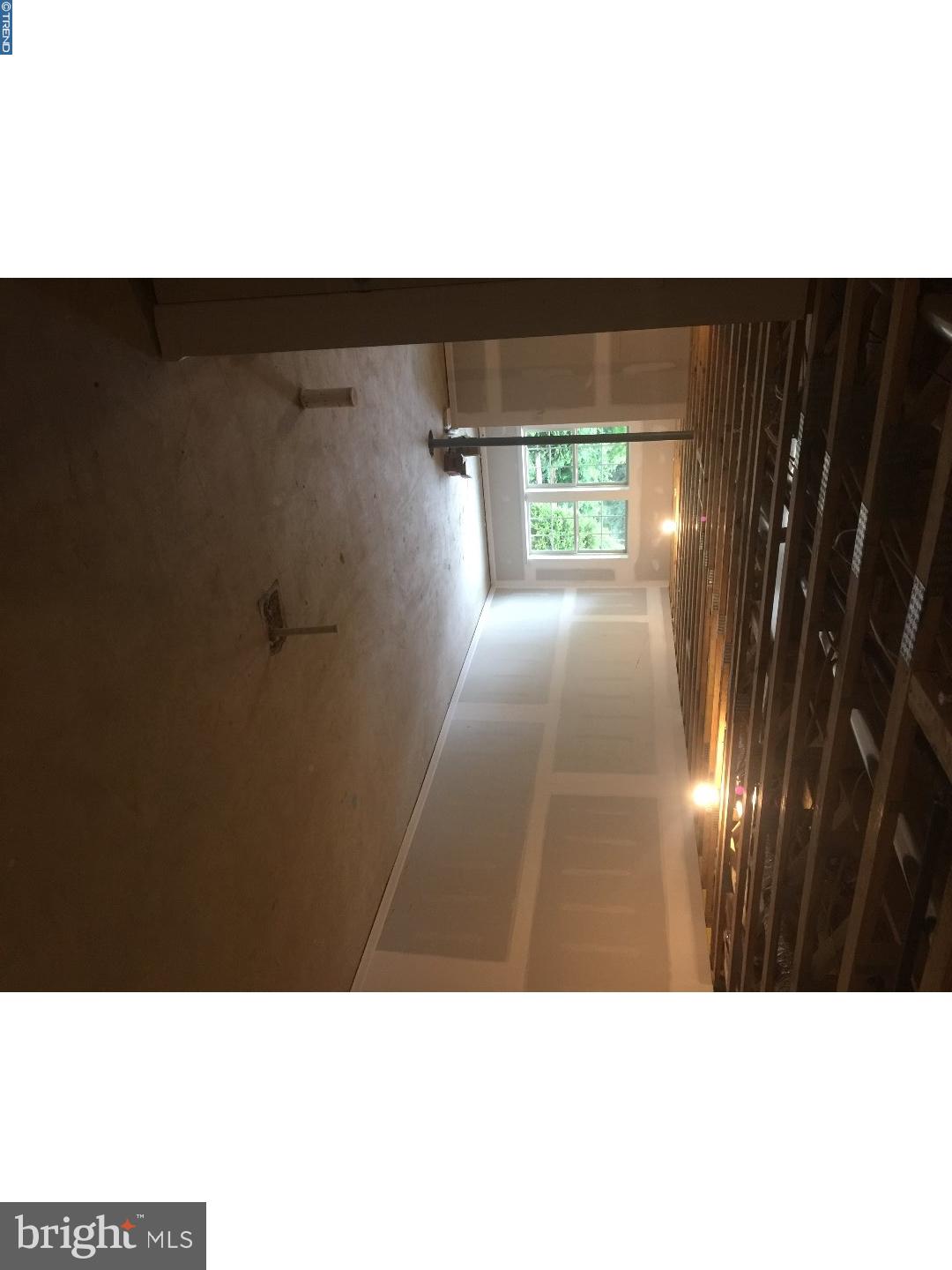 LINDEN HALL - Residential