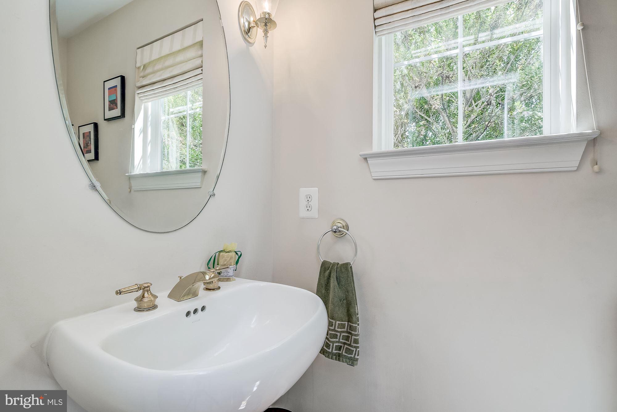 KING FARM WATKINS POND - Residential