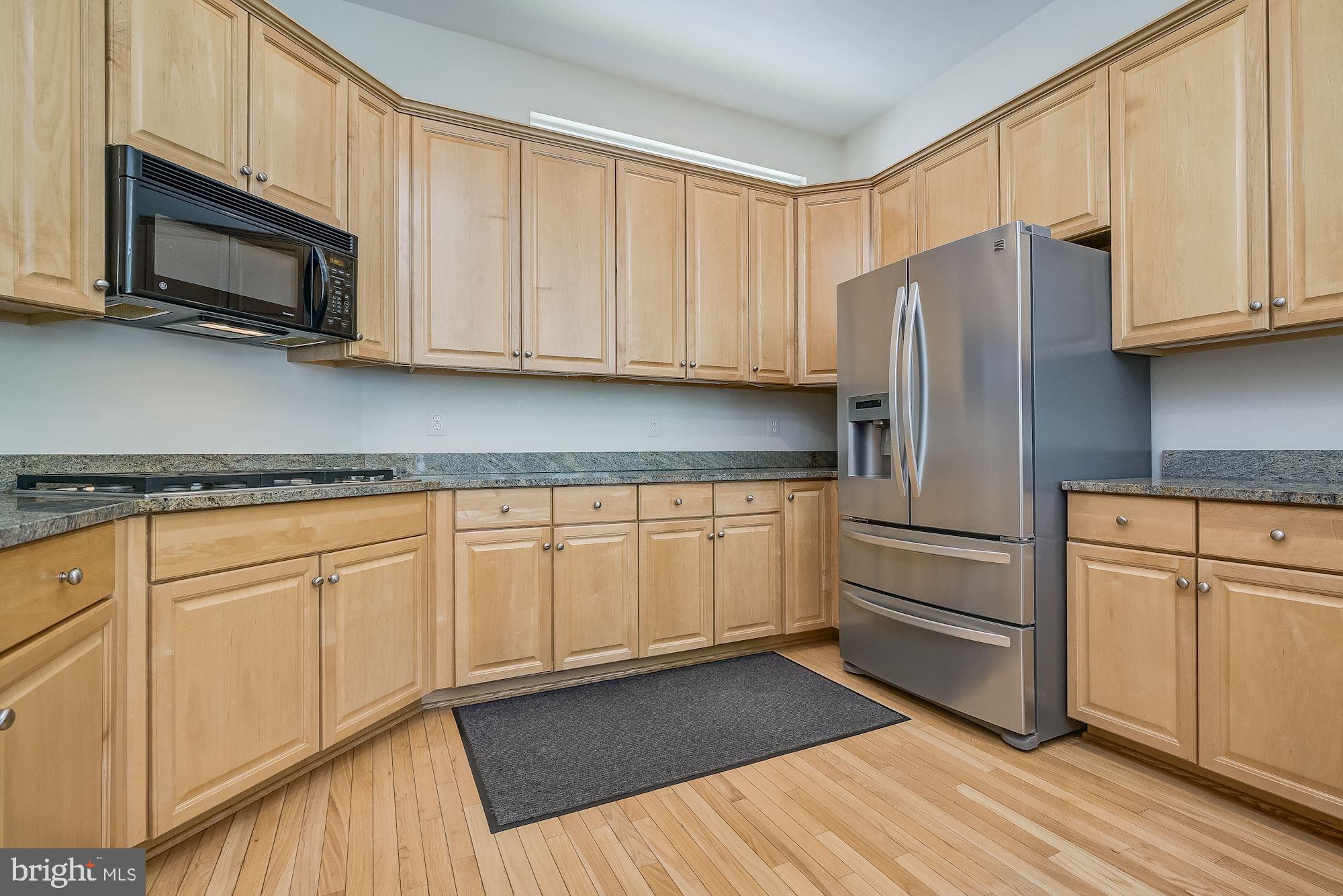 KING FARM WATKINS POND - Residential