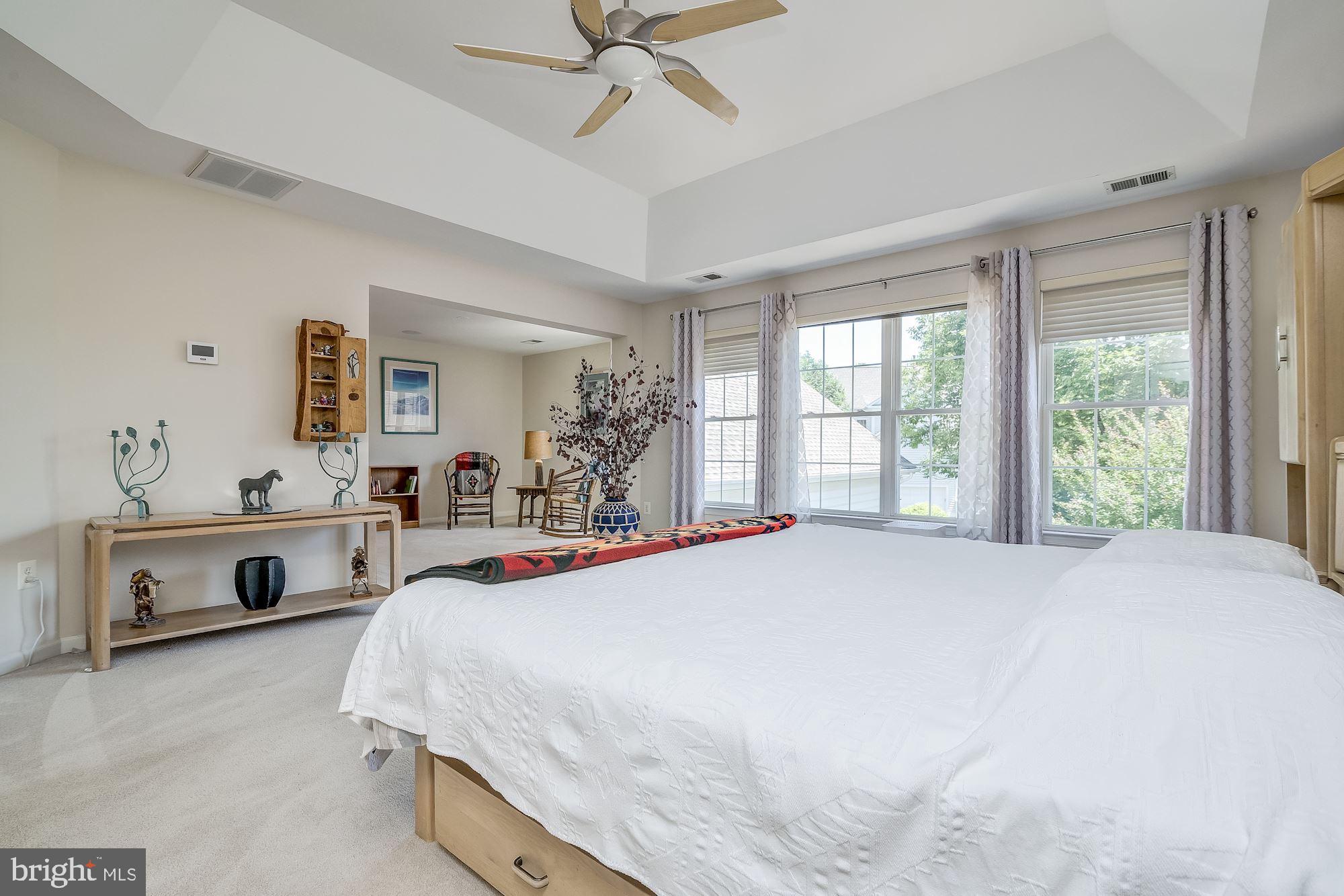 KING FARM WATKINS POND - Residential