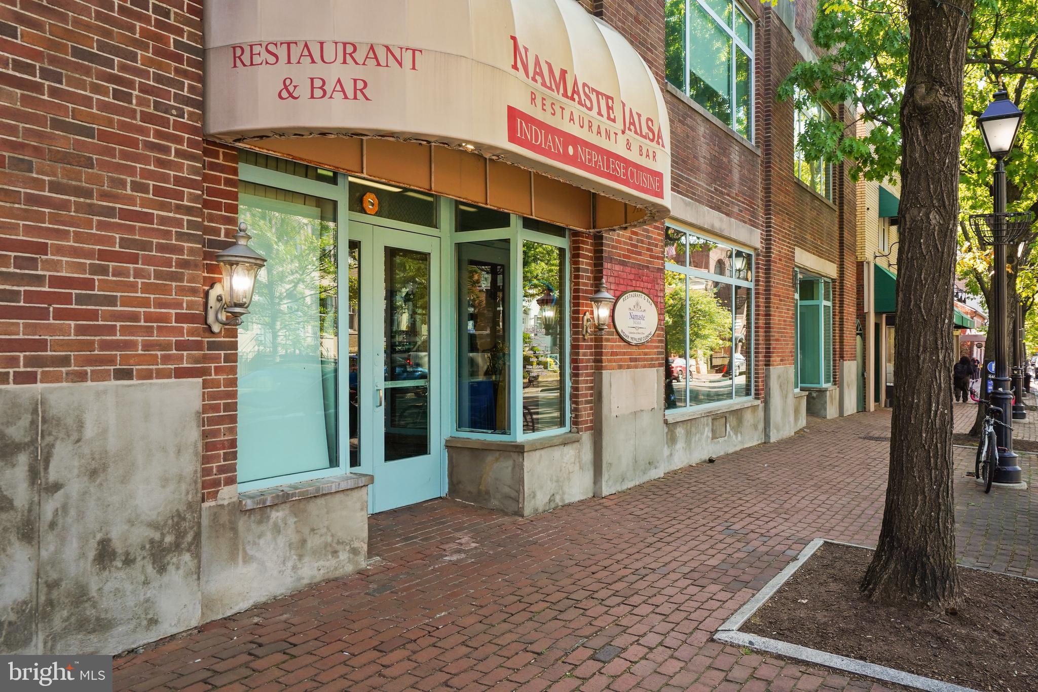 THE HENRY - Residential