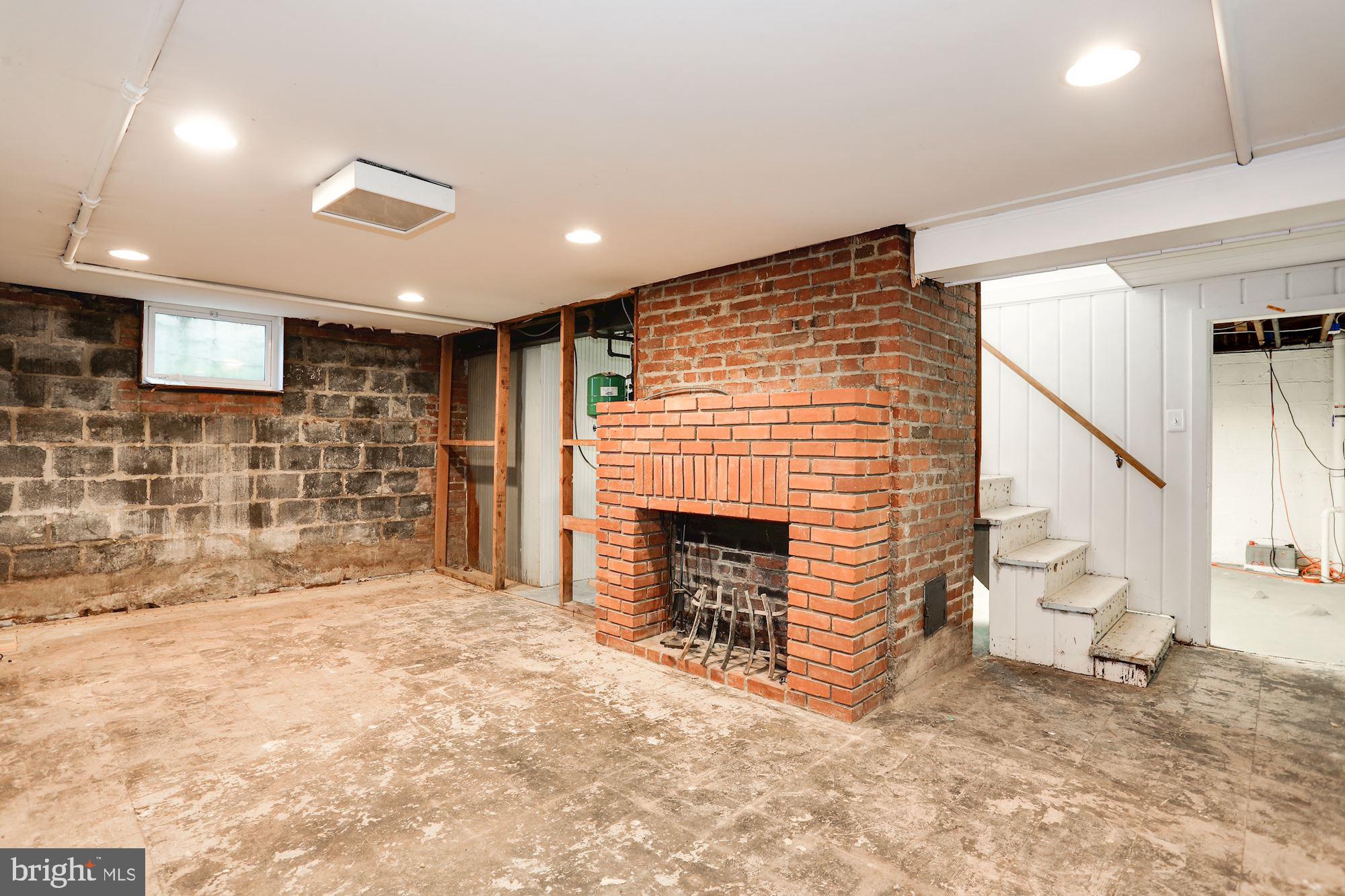 GLENCARLYN - Residential