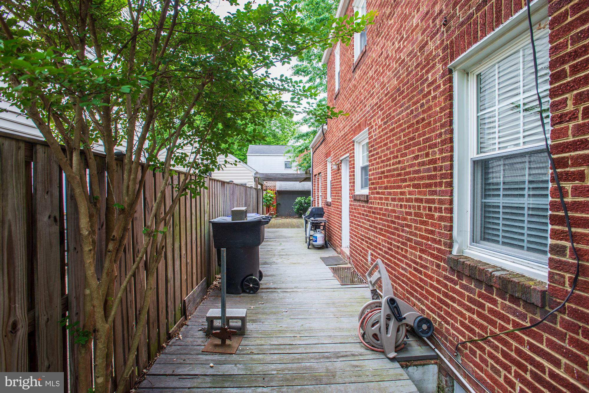 GLENCARLYN - Residential