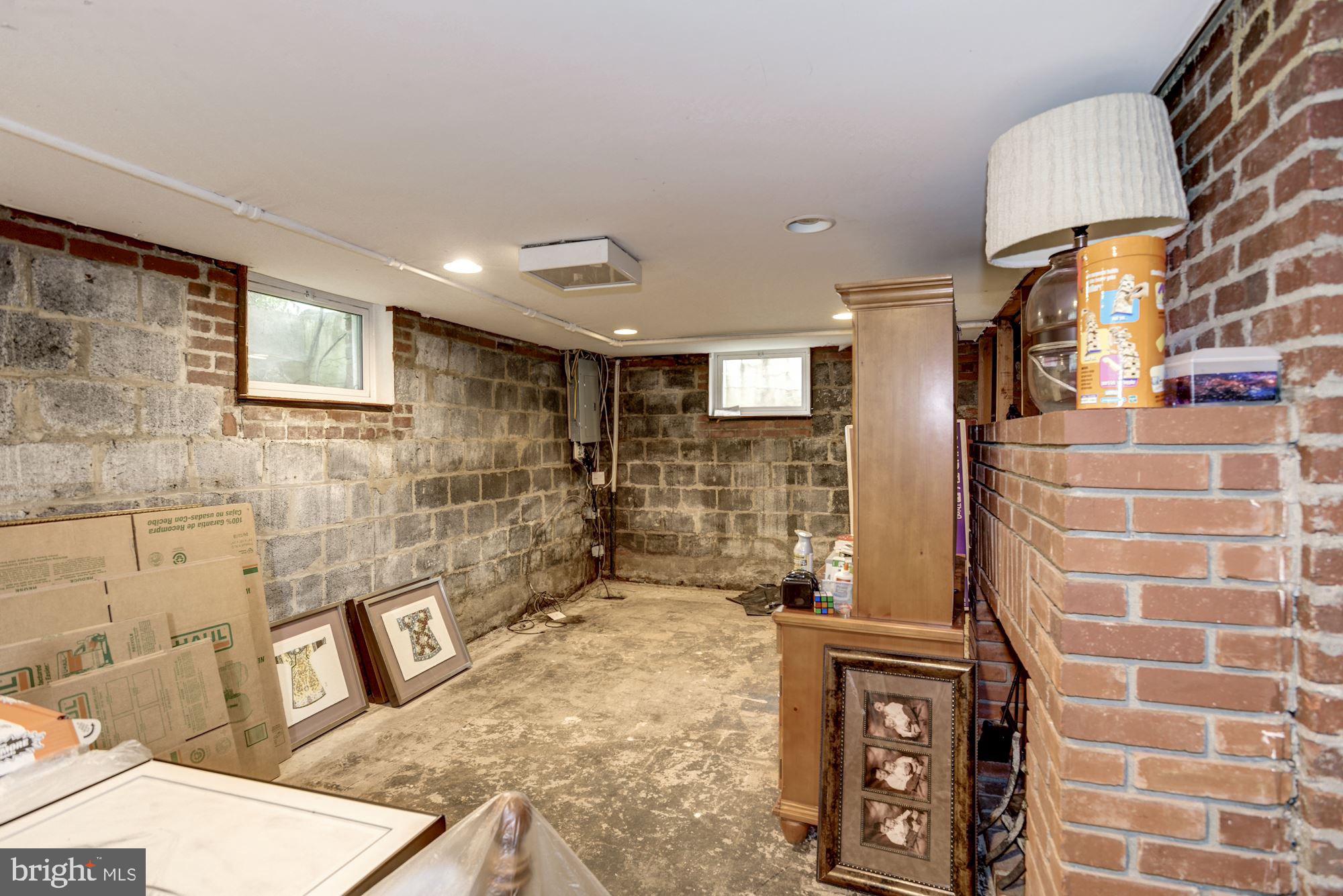 GLENCARLYN - Residential