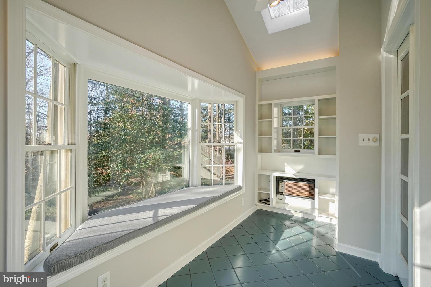 INVERNESS FOREST - Residential