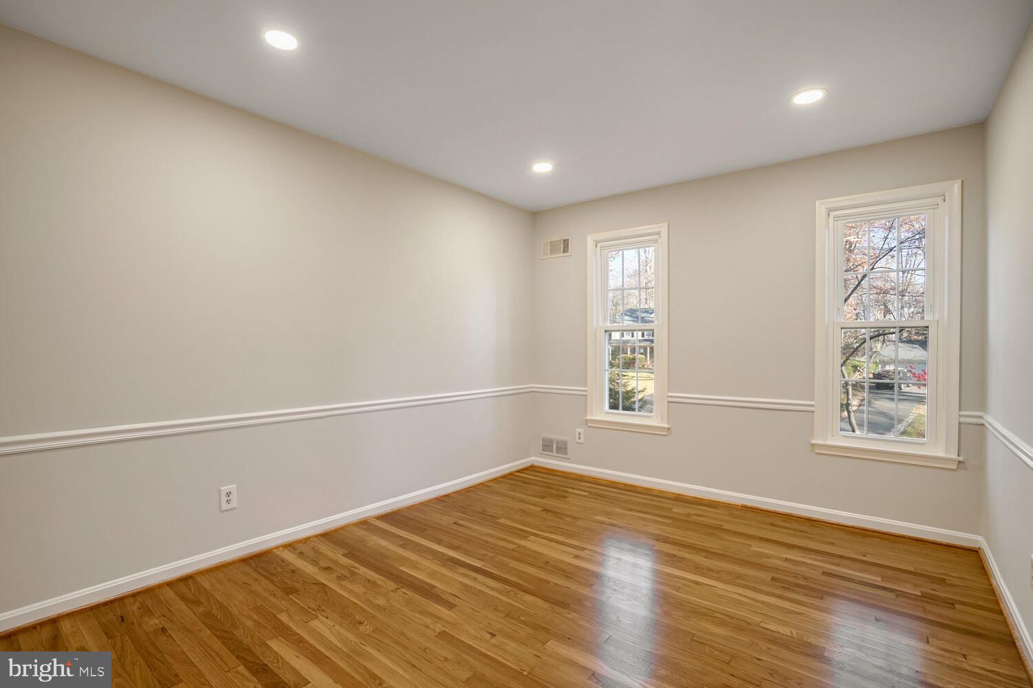 INVERNESS FOREST - Residential