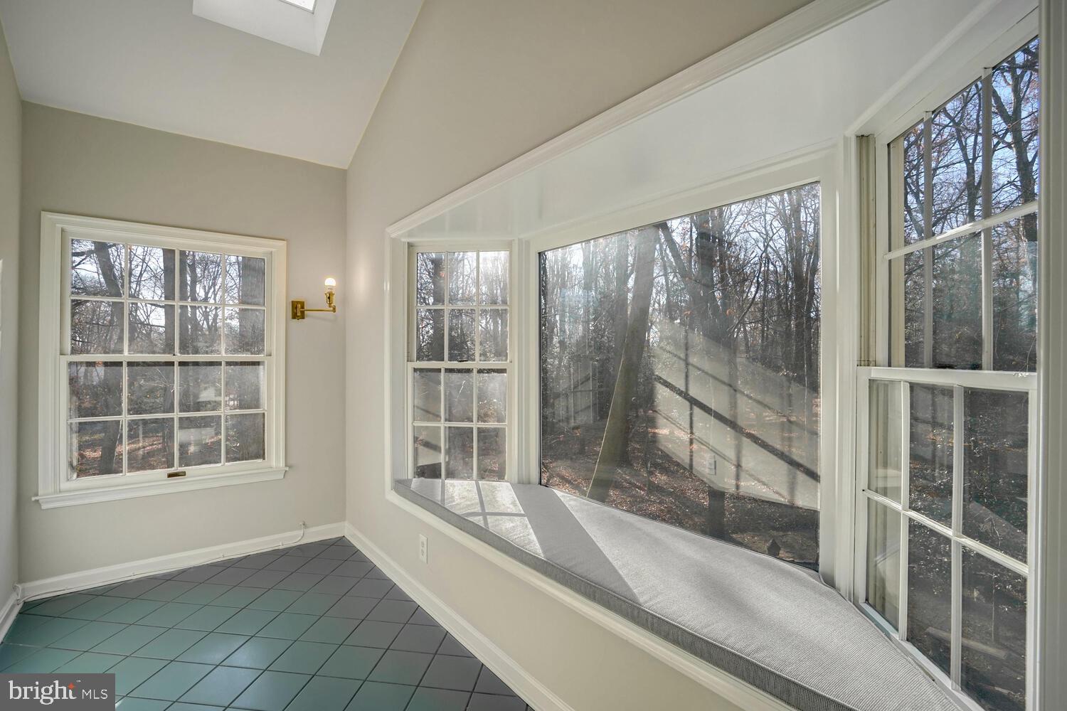 INVERNESS FOREST - Residential