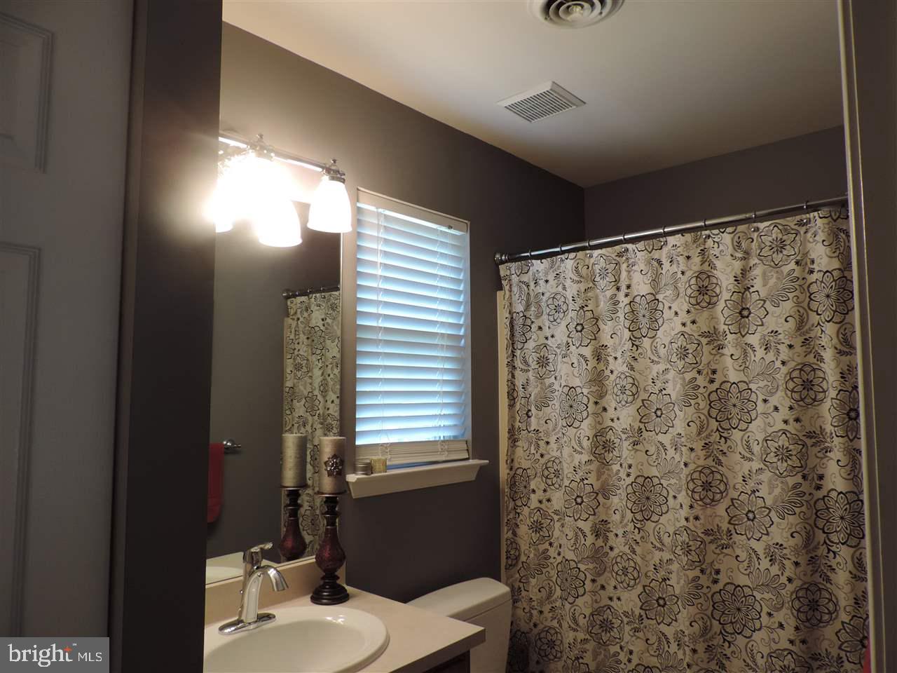 WOODLAND VIEW - Residential