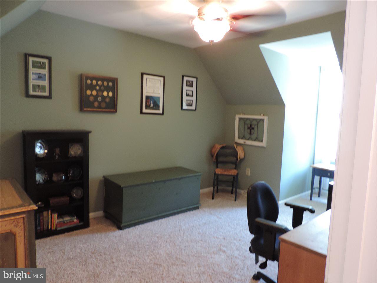 WOODLAND VIEW - Residential