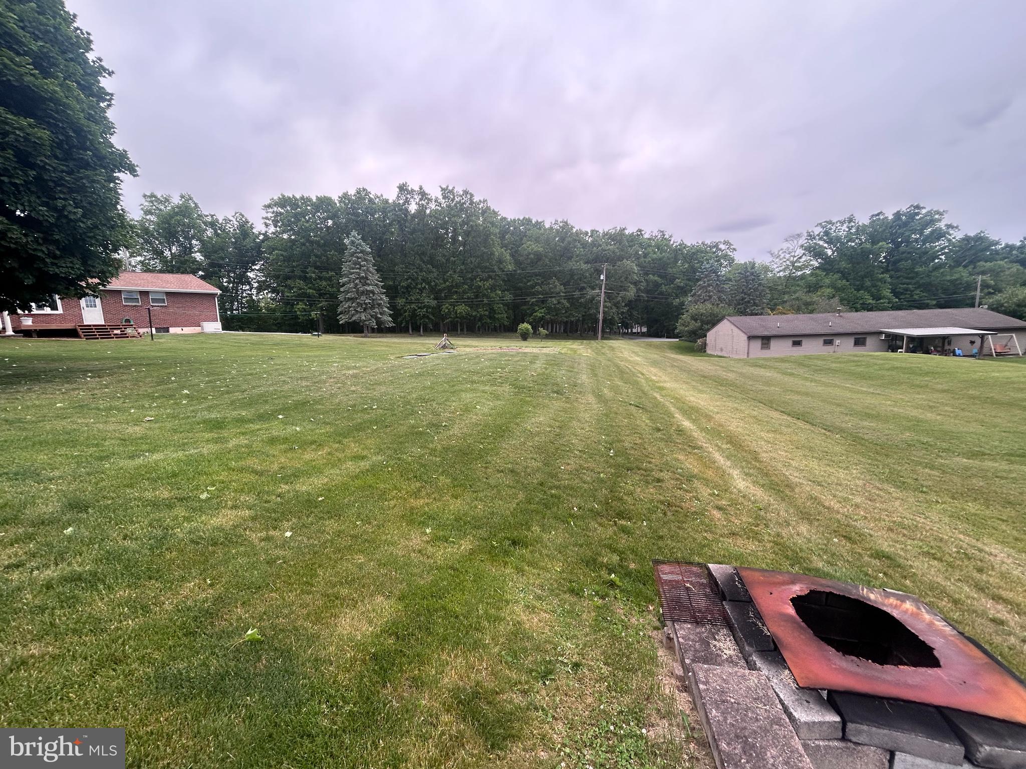 51 RACEHORSE DRIVE